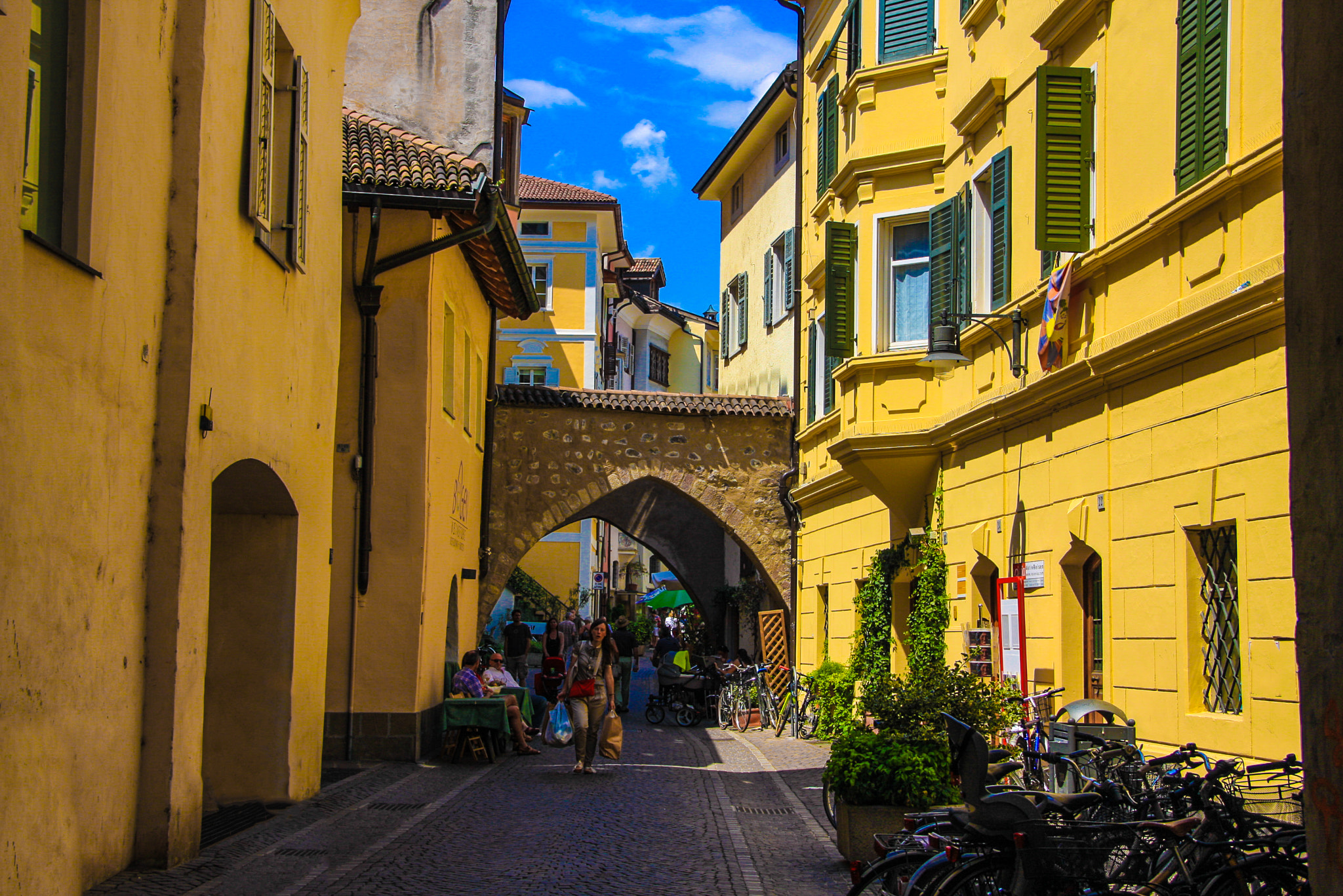 Sigma 18-250mm F3.5-6.3 DC OS HSM sample photo. Bolzano, italy photography