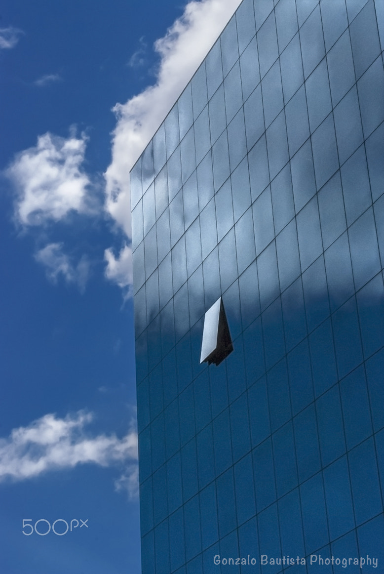 Nikon D40X sample photo. The blues of the city. photography