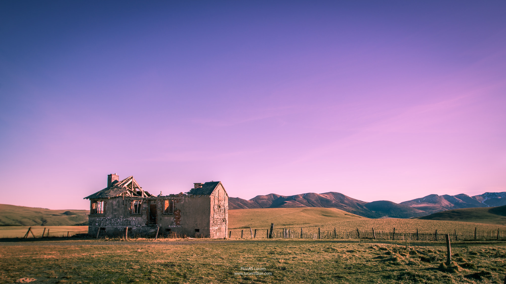 Nikon D800 sample photo. Ferme du may - massif du sancy photography