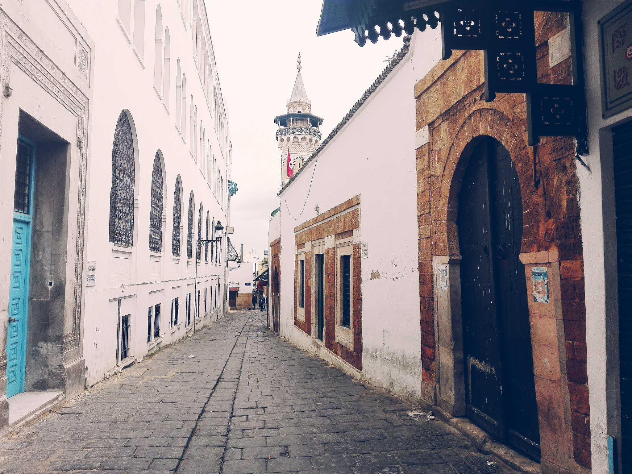 HUAWEI Cherry Mini sample photo. Tunisia old town photography