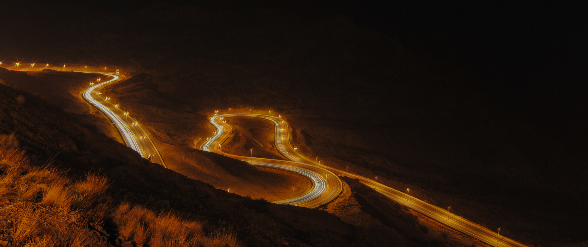 Samyang 14mm F2.8 ED AS IF UMC sample photo. Al hada road photography