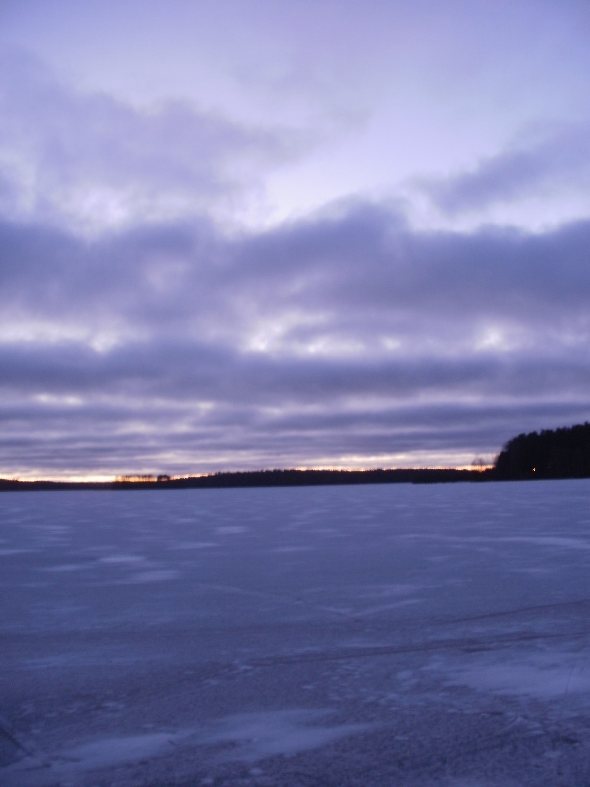 Olympus FE46,X41,X42 sample photo. Frozen lake 1 photography