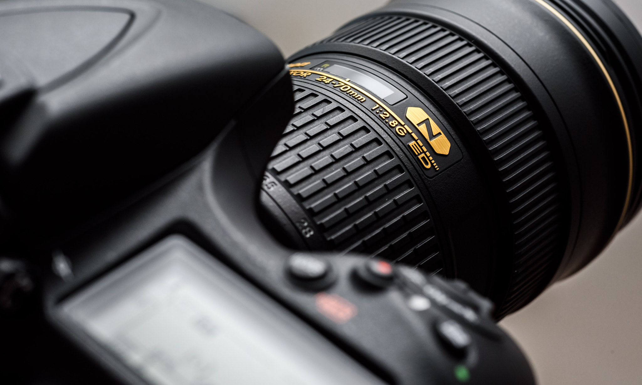 Nikon AF Micro-Nikkor 60mm F2.8D sample photo. Nikon 24-70mm f2.8g photography