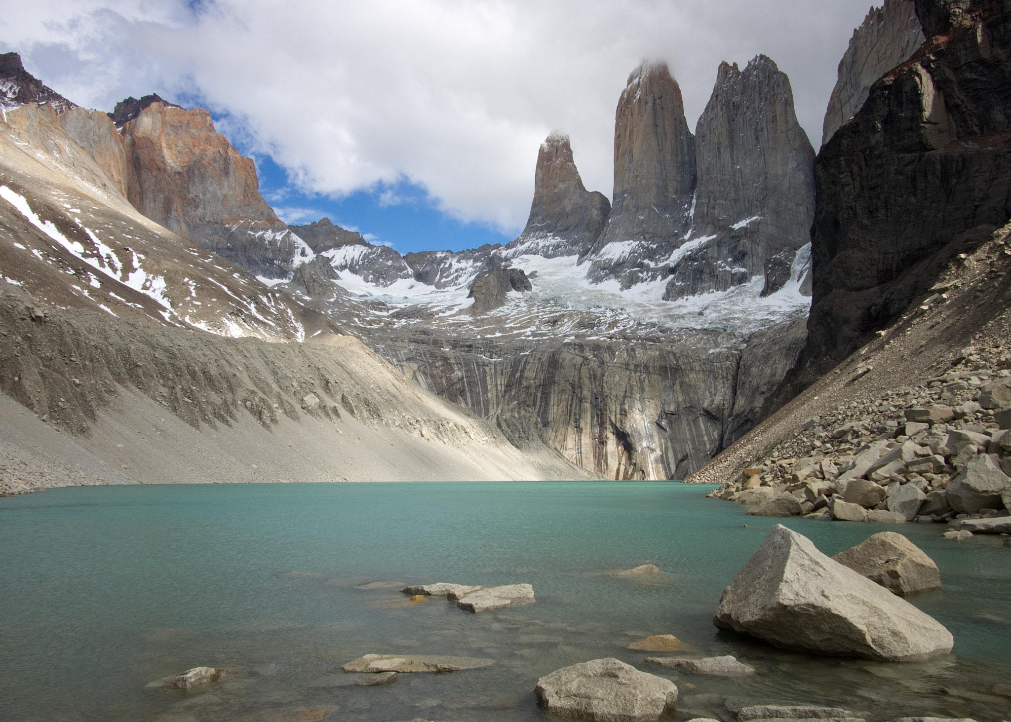 Olympus OM-D E-M1 + Panasonic Lumix G Vario 7-14mm F4 ASPH sample photo. Torres del paine photography