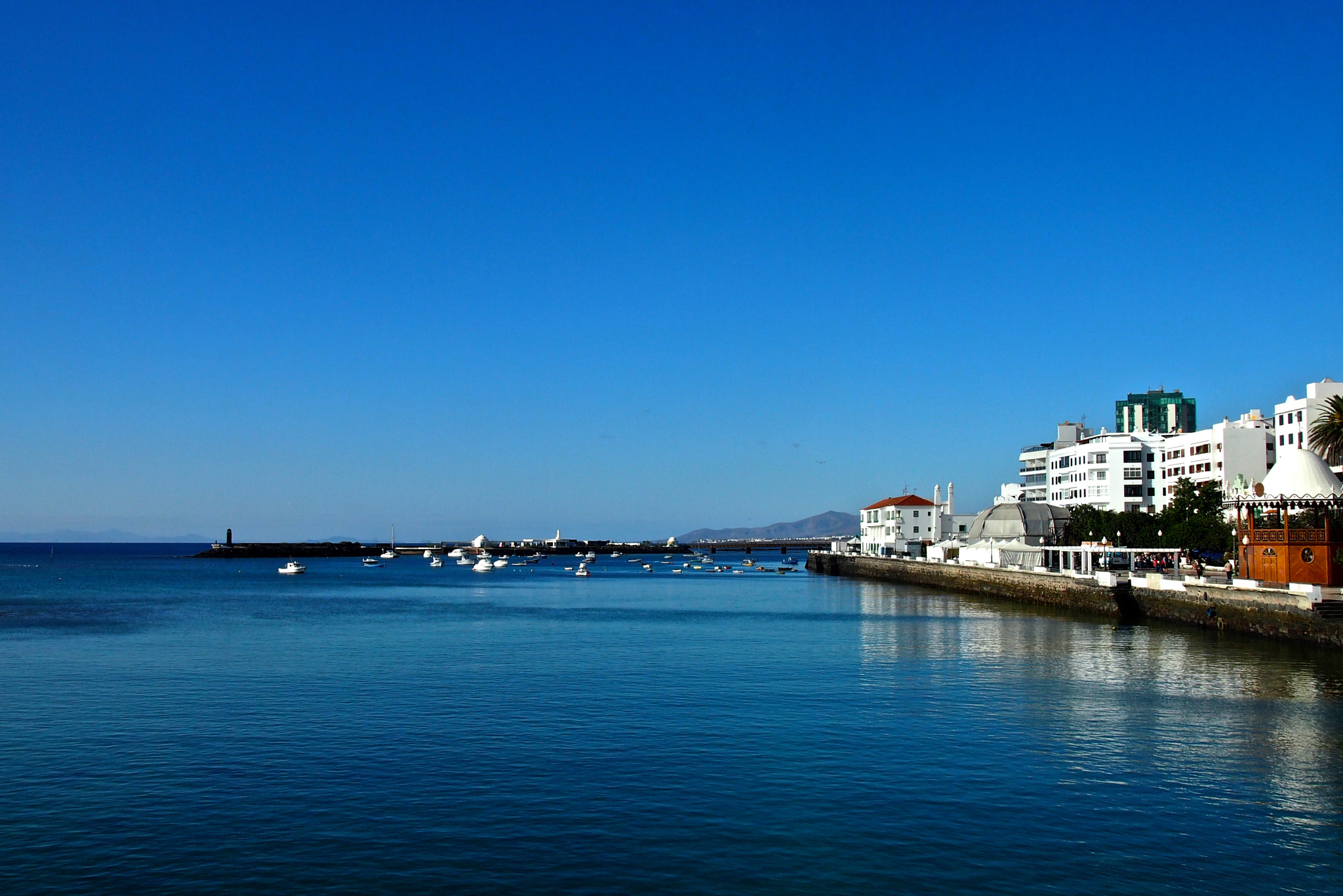 Olympus PEN E-P3 sample photo. Arrecife harbor - lanzarote photography