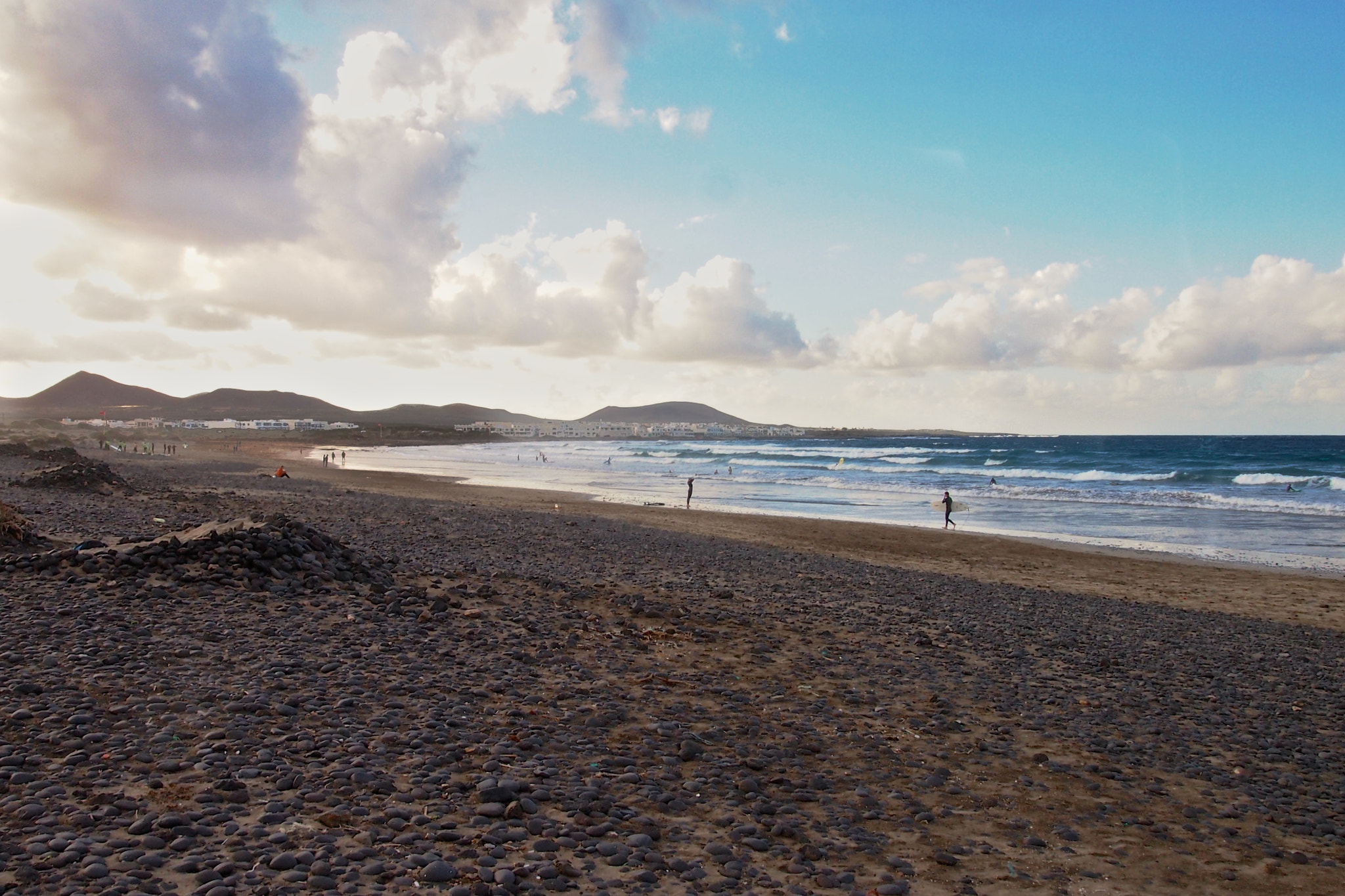 Olympus PEN E-P3 + Olympus M.Zuiko Digital 14-42mm F3.5-5.6 II R sample photo. Surf beach - lanzarote photography