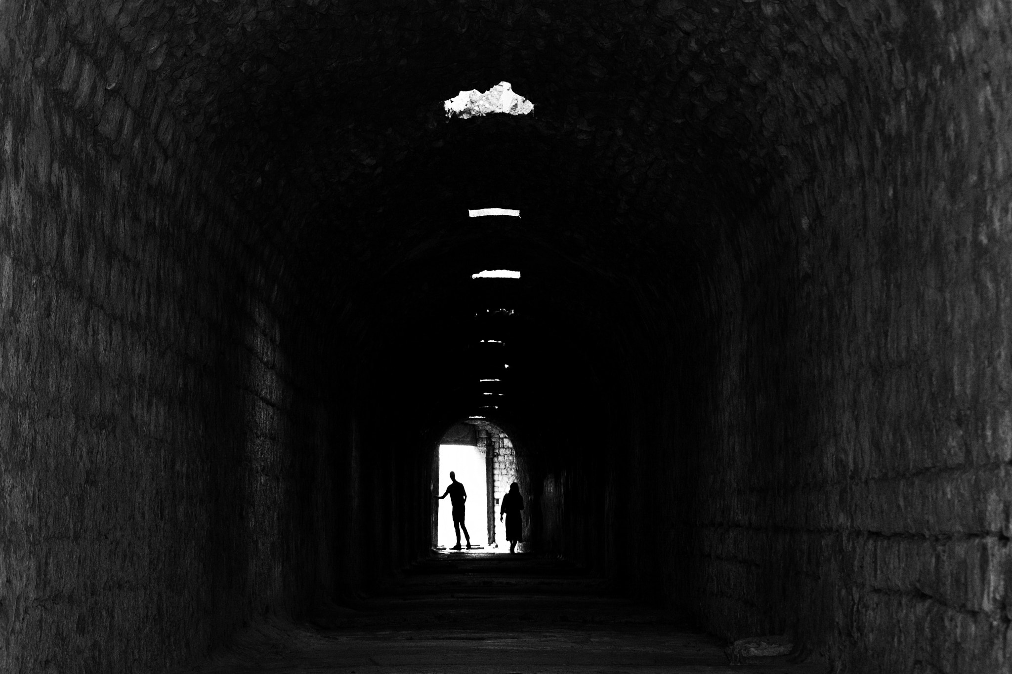 Canon EOS 1000D (EOS Digital Rebel XS / EOS Kiss F) sample photo. Karanlıklar içinde/ inside darkness photography