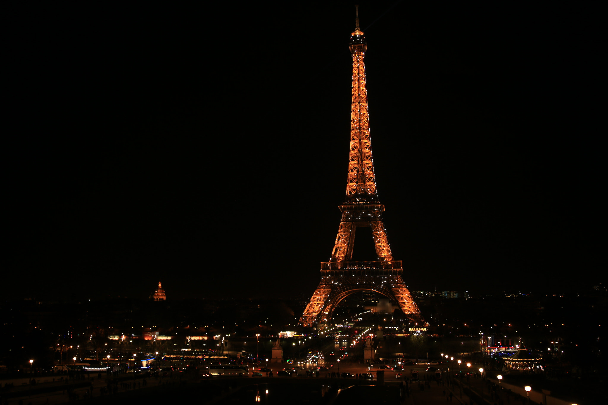 Canon EF 28-80mm f/3.5-5.6 USM sample photo. Nuit eiffel photography