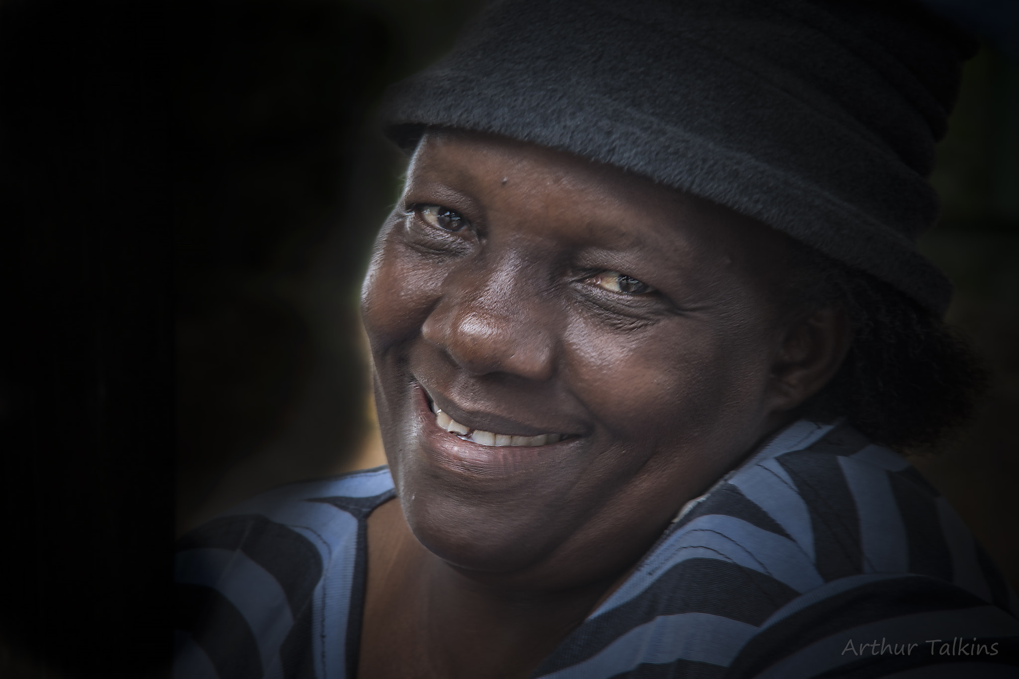 Sigma 70-200mm F2.8 EX DG Macro HSM II sample photo. Out of africa: mama tembo... photography