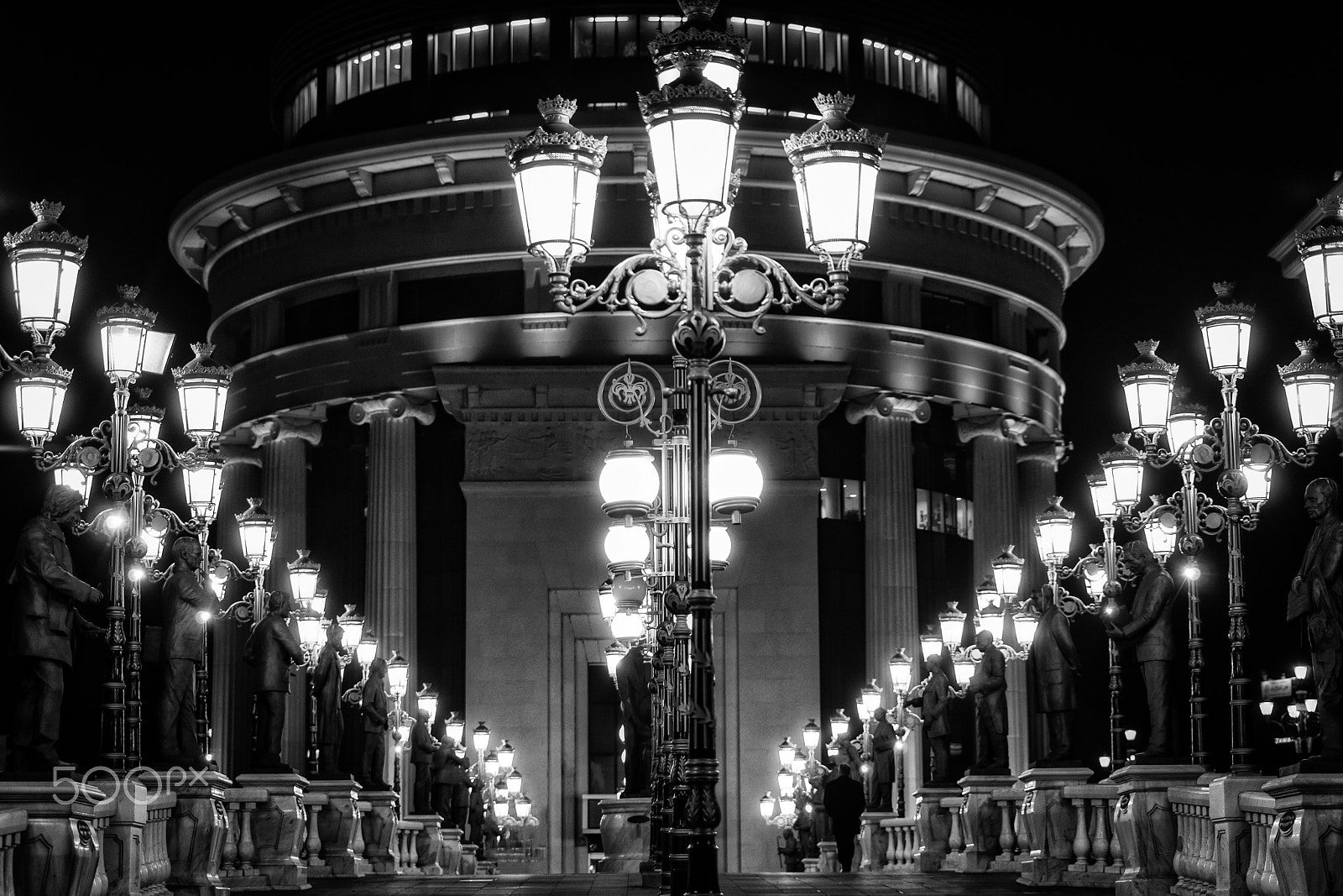 Sony a99 II + Minolta/Sony AF 70-200mm F2.8 G sample photo. City lights... photography