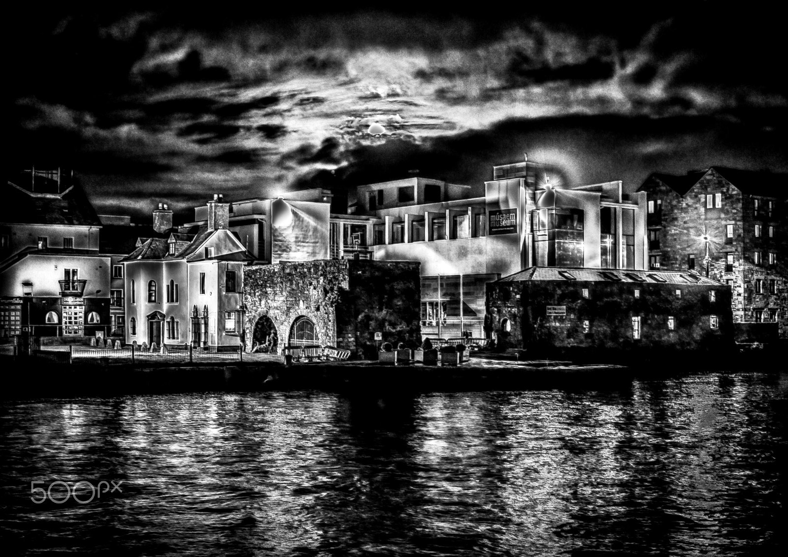 Nikon D3 + Nikon AF-S Nikkor 50mm F1.8G sample photo. The spooky arch galway. photography