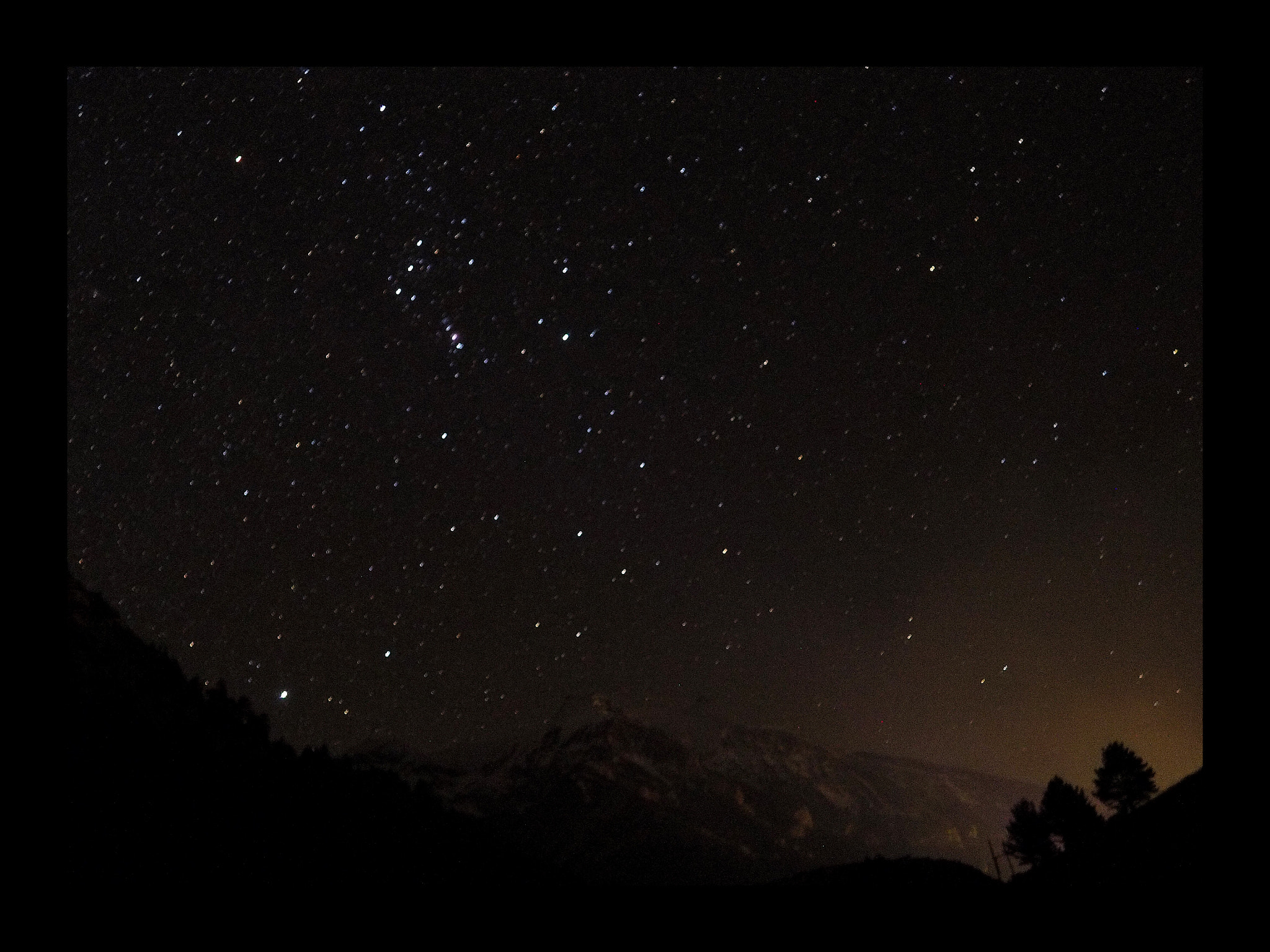 Olympus M.Zuiko Digital 14-42mm F3.5-5.6 II R sample photo. Una buena noche... photography