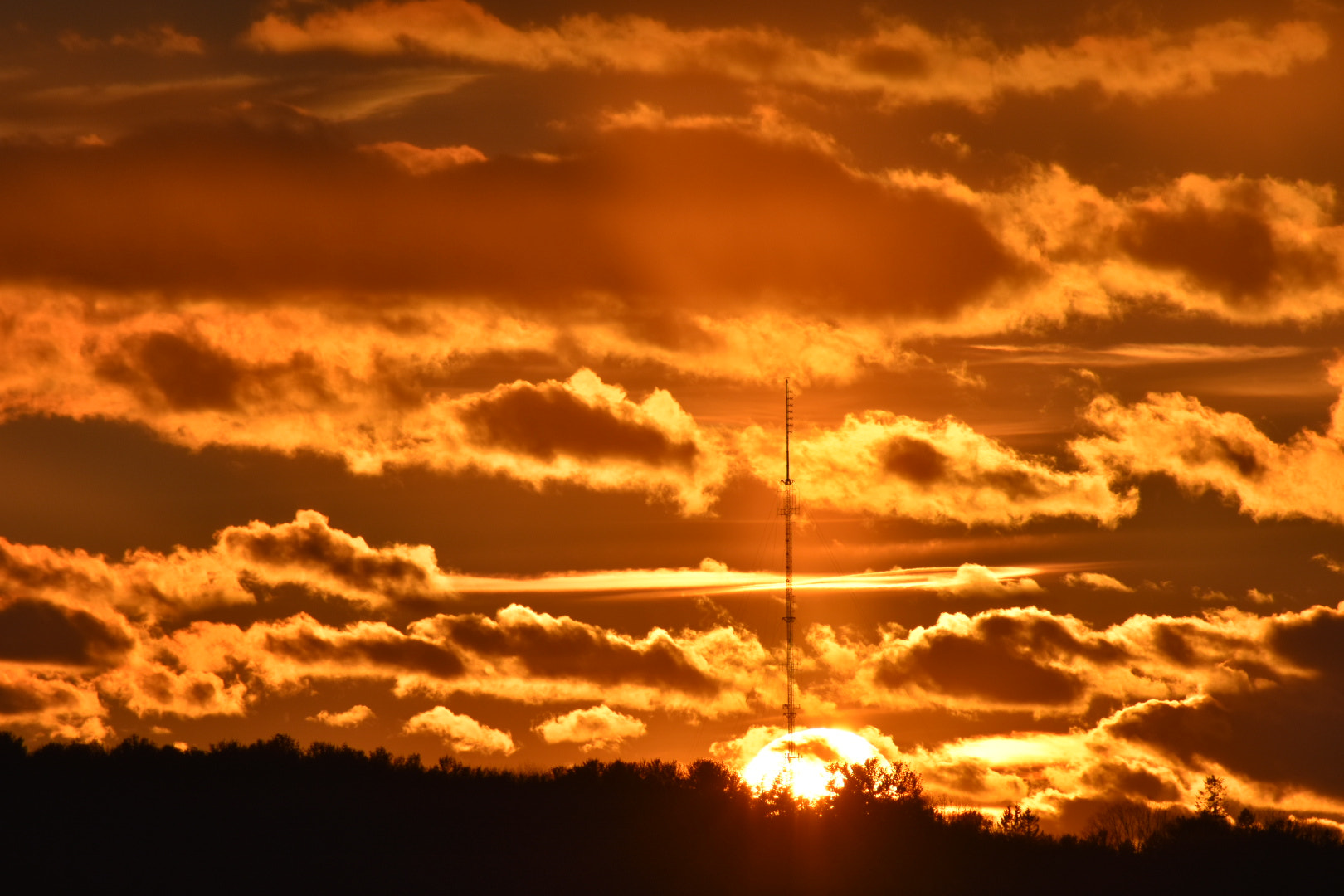 Nikon AF Nikkor 70-300mm F4-5.6G sample photo. Beautiful sunset this evening photography