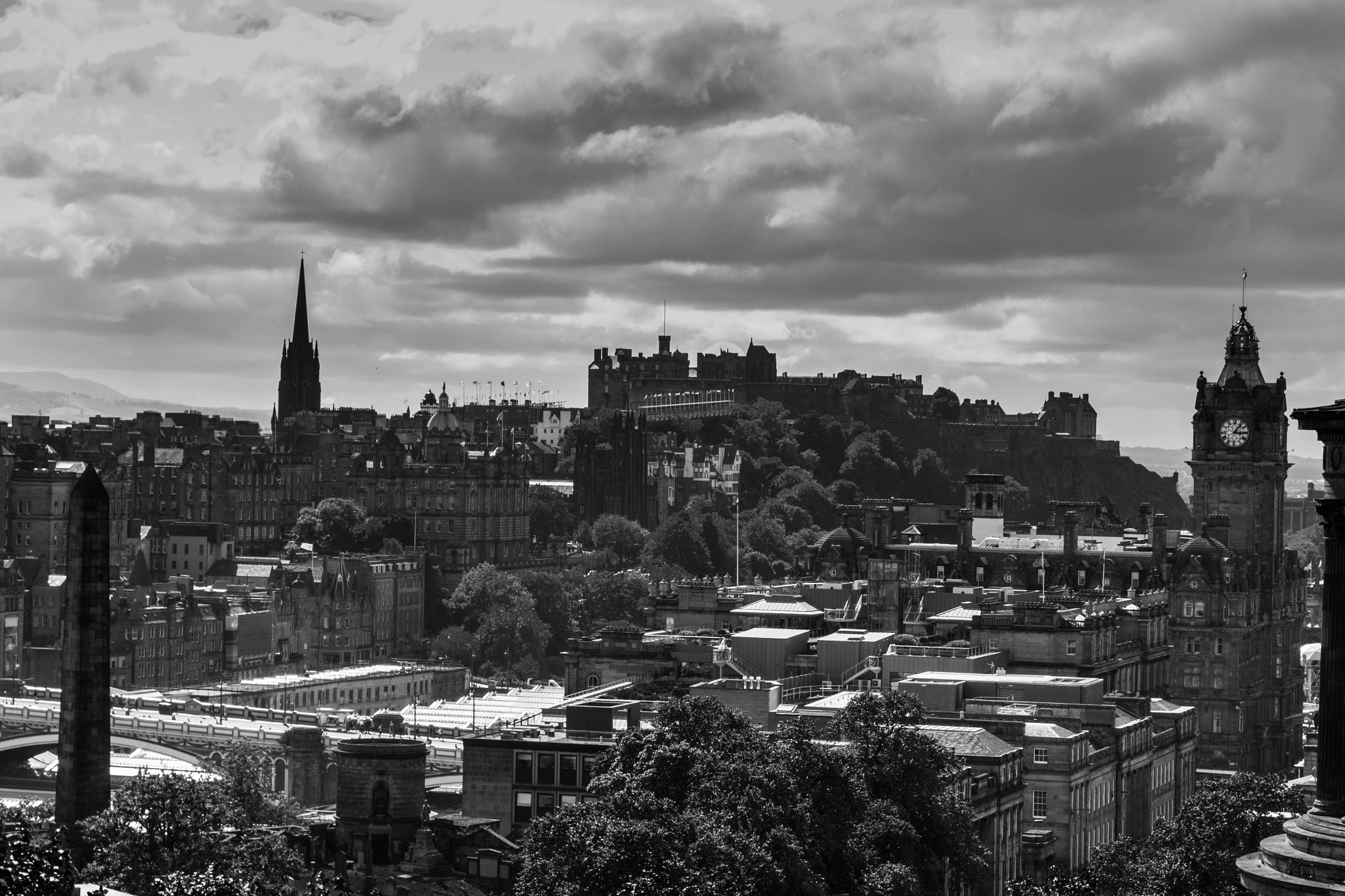 Canon EOS 100D (EOS Rebel SL1 / EOS Kiss X7) + Sigma 18-50mm F2.8-4.5 DC OS HSM sample photo. Viwe from calton hill photography