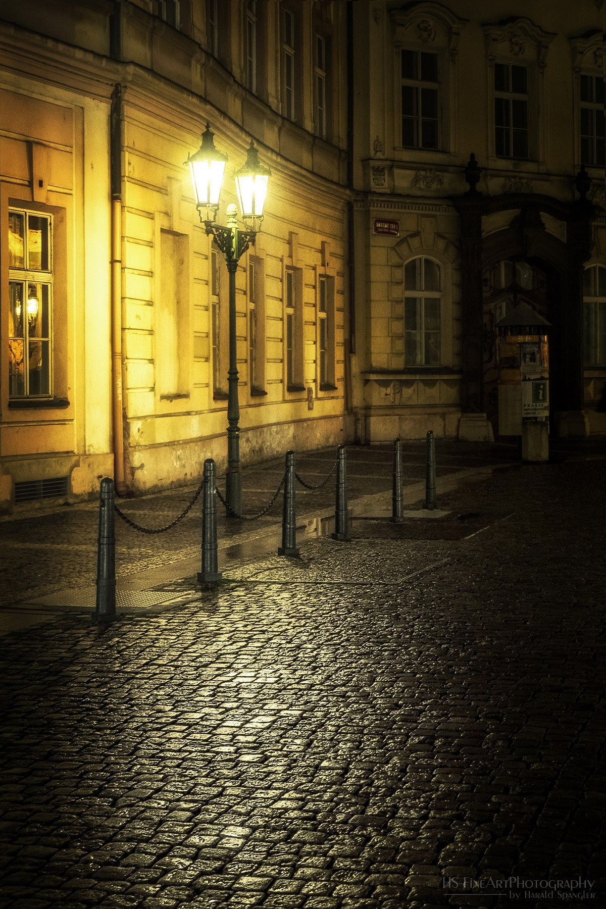 Olympus OM-D E-M1 sample photo. Somewhere in prague photography