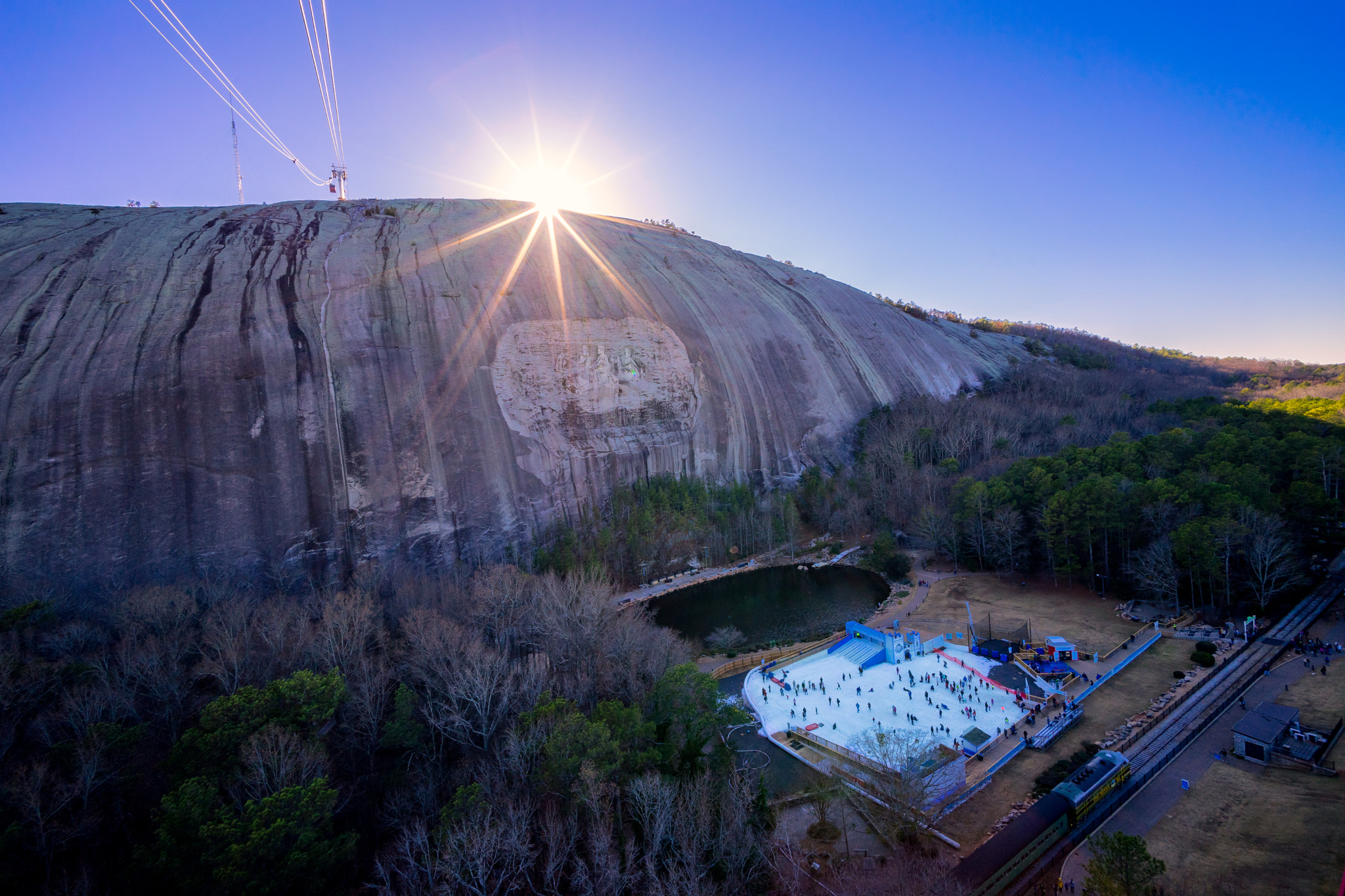 Sony a7 II + Voigtlander SUPER WIDE-HELIAR 15mm F4.5 III sample photo. Stone mountain photography