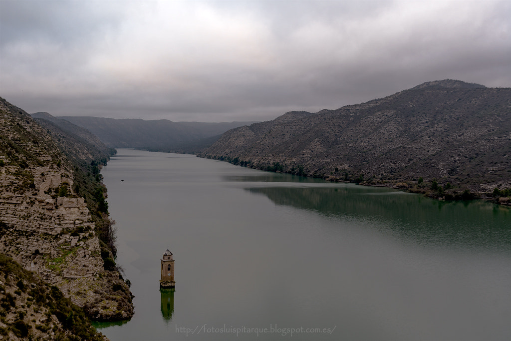 Nikon D7100 + Sigma 17-70mm F2.8-4 DC Macro OS HSM sample photo. Fayón el viejo photography