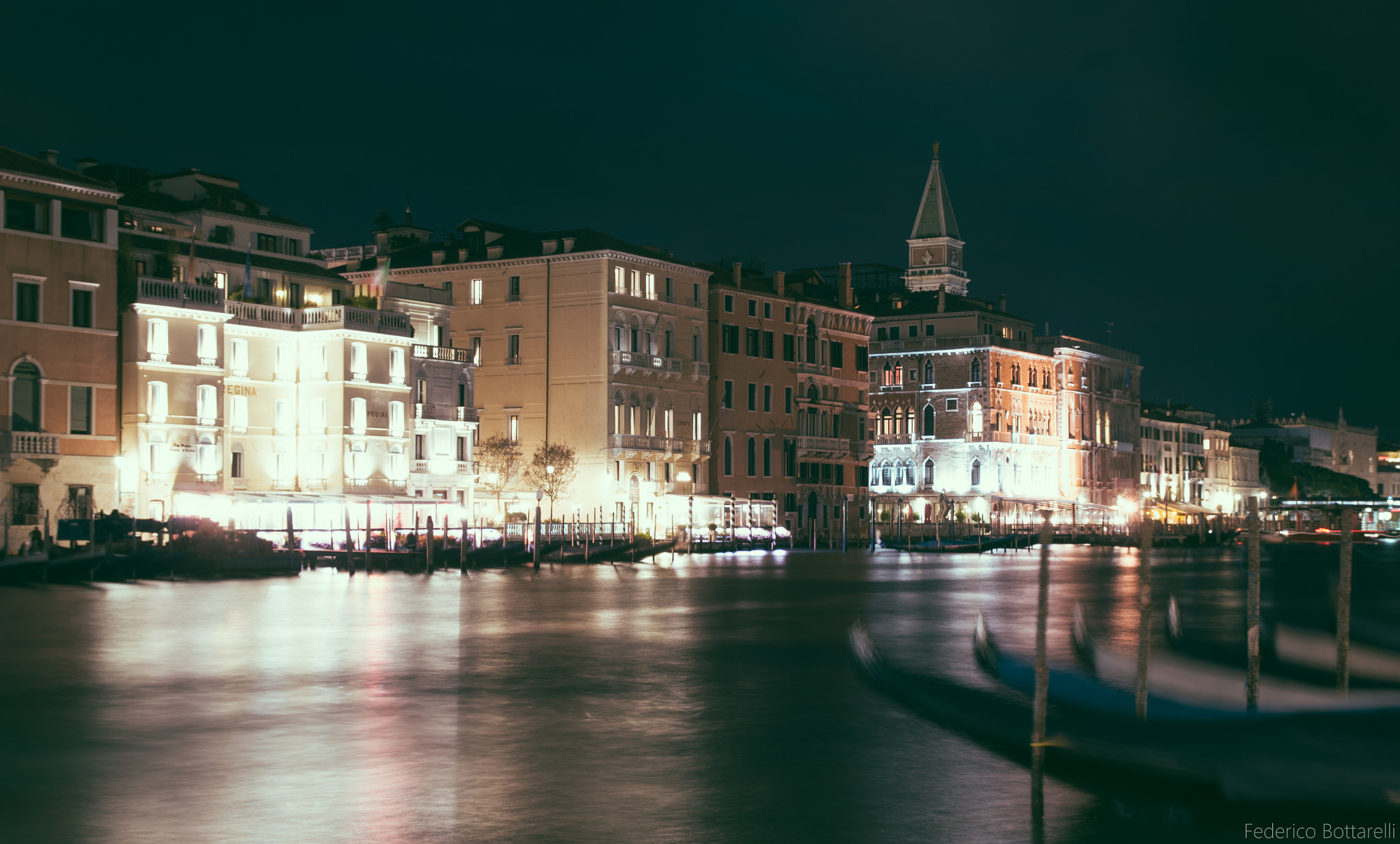 Pentax K-50 sample photo. Venice night photography