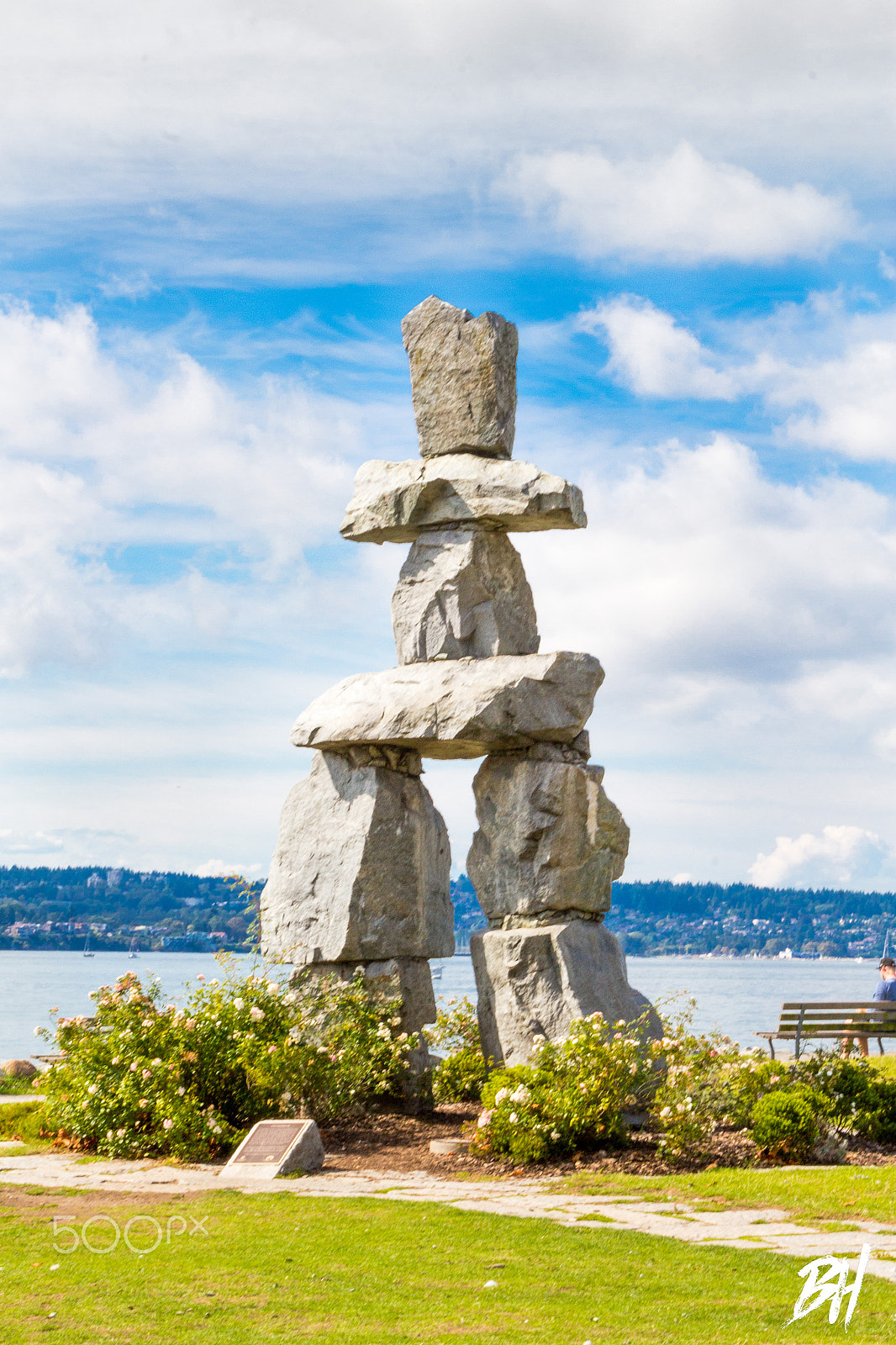 Canon EOS 700D (EOS Rebel T5i / EOS Kiss X7i) sample photo. Inukshuk on vancouver beach photography