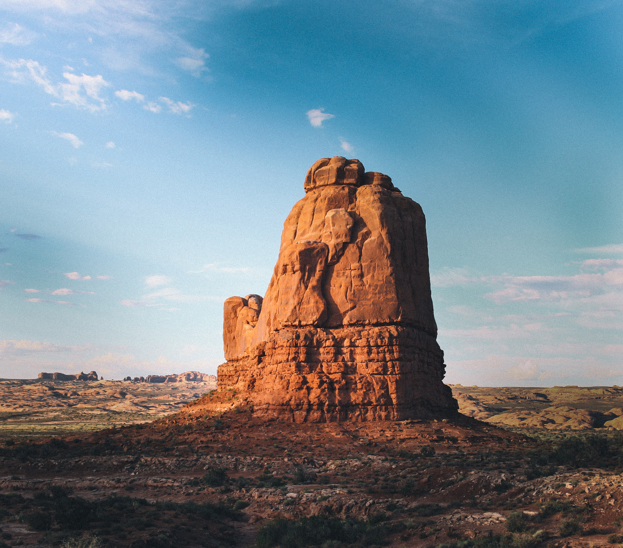 Canon EF 24mm F1.4L II USM sample photo. Img jpg o photography
