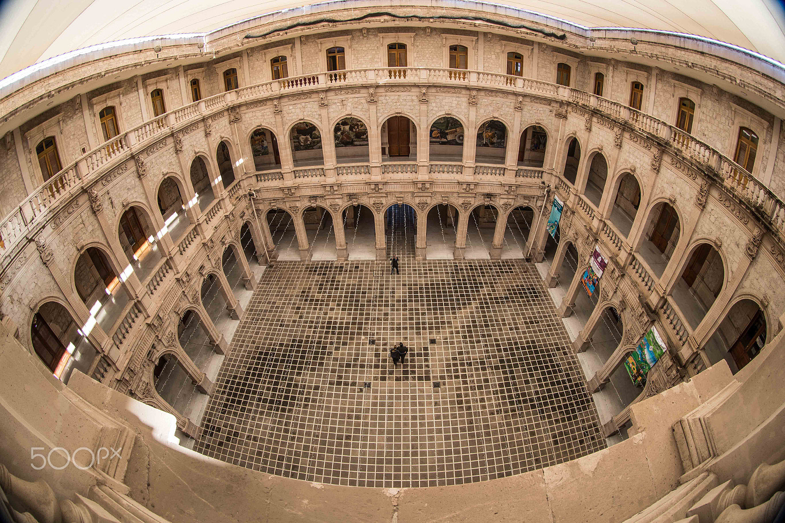 Canon EOS-1D X Mark II + Canon EF 8-15mm F4L Fisheye USM sample photo. El palacio de gobierno de gobierno, ubicado en el centro histórico de la ciudad de chihuahua, es... photography