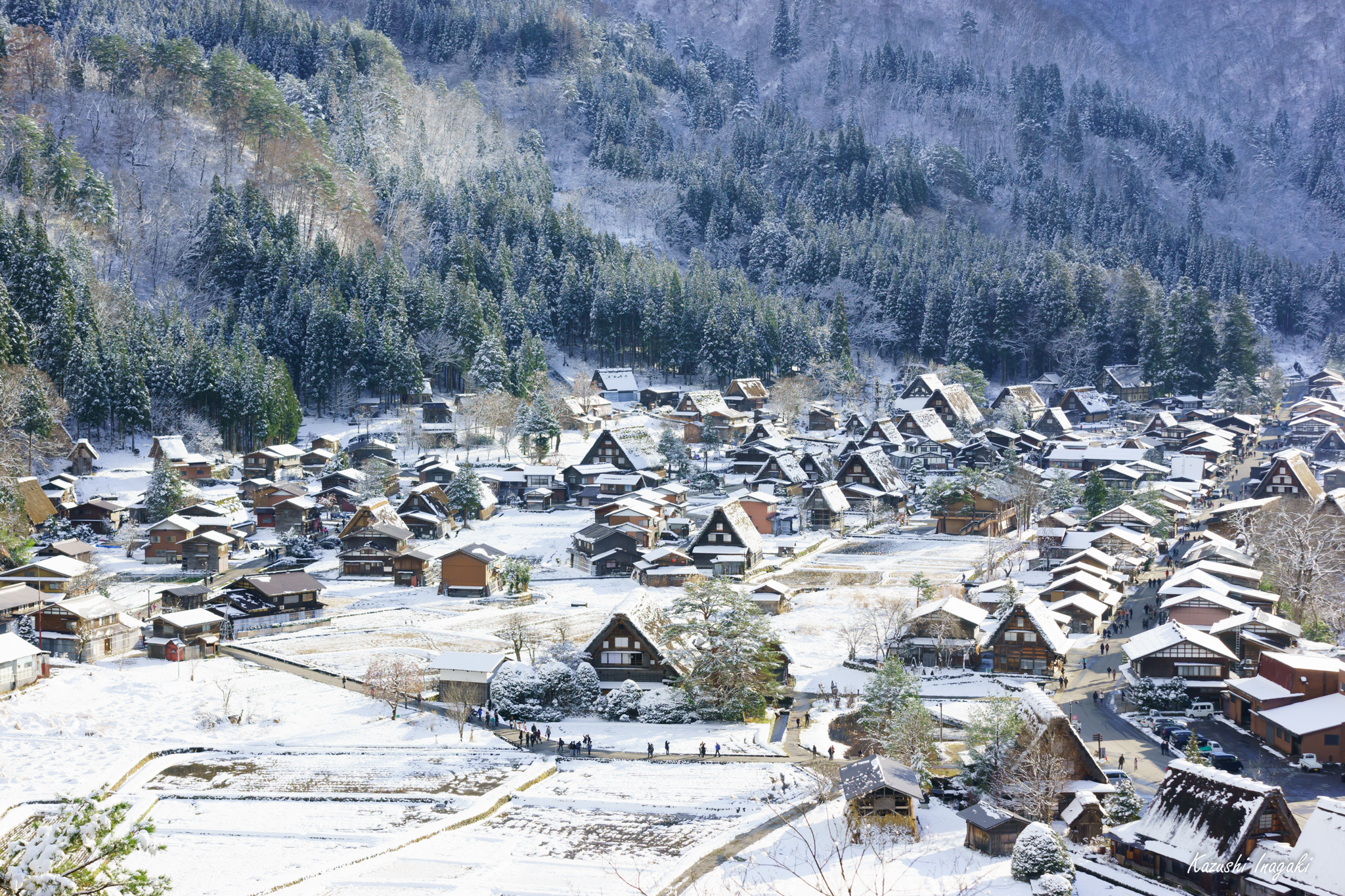 70-200mm F2.8 sample photo. Snow scene of shirakawago photography