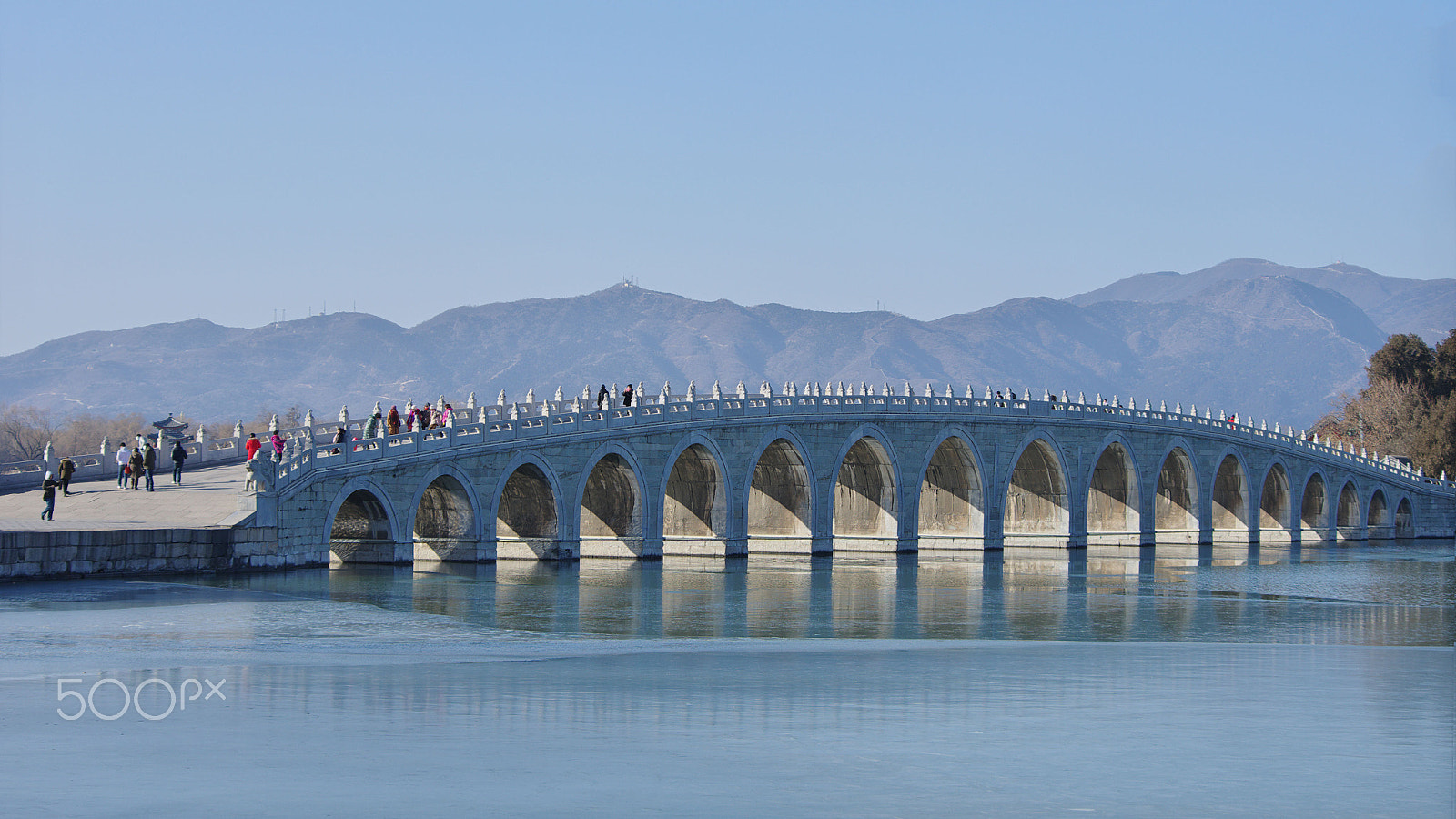 Pentax smc DA 55-300mm F4.0-5.8 ED sample photo. The seventeen-arch bridge photography