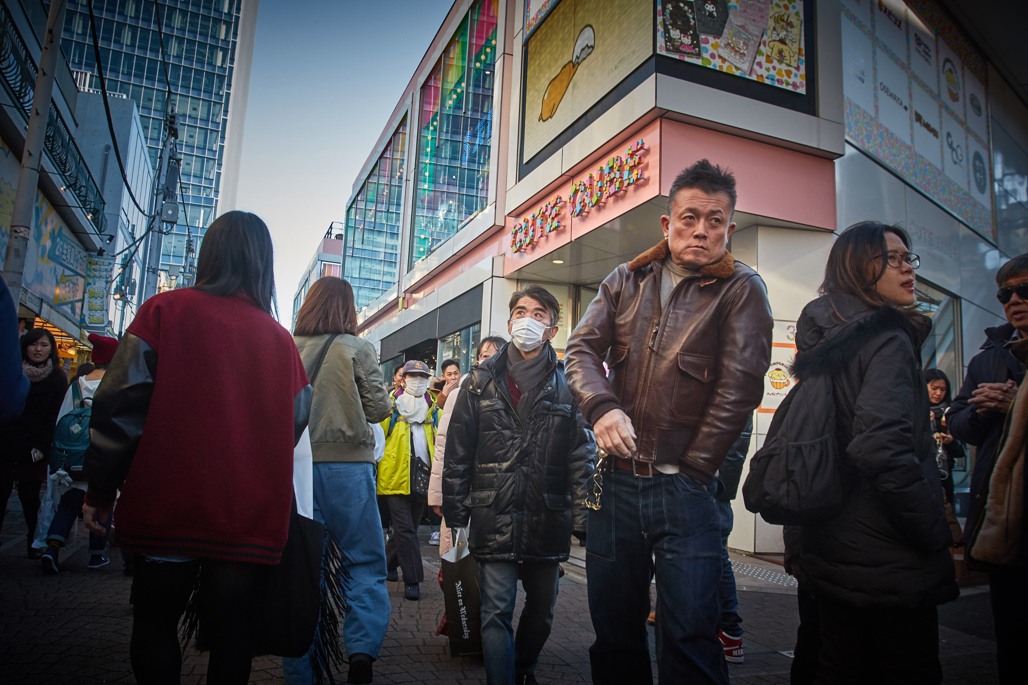 Canon EOS 70D + Canon EF 16-35mm F2.8L USM sample photo. Tokyo walk photography