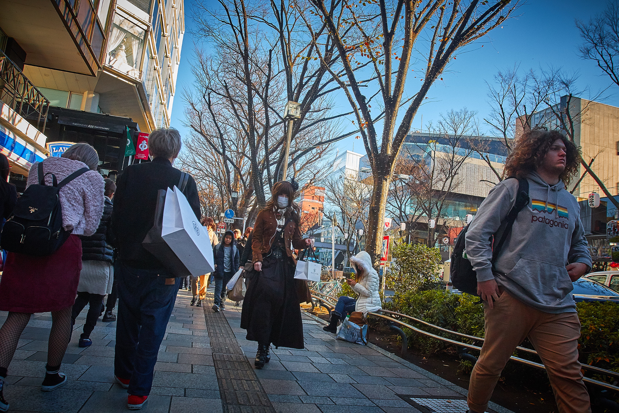 Canon EOS 70D + Canon EF 16-35mm F2.8L USM sample photo. Tokyo walk photography