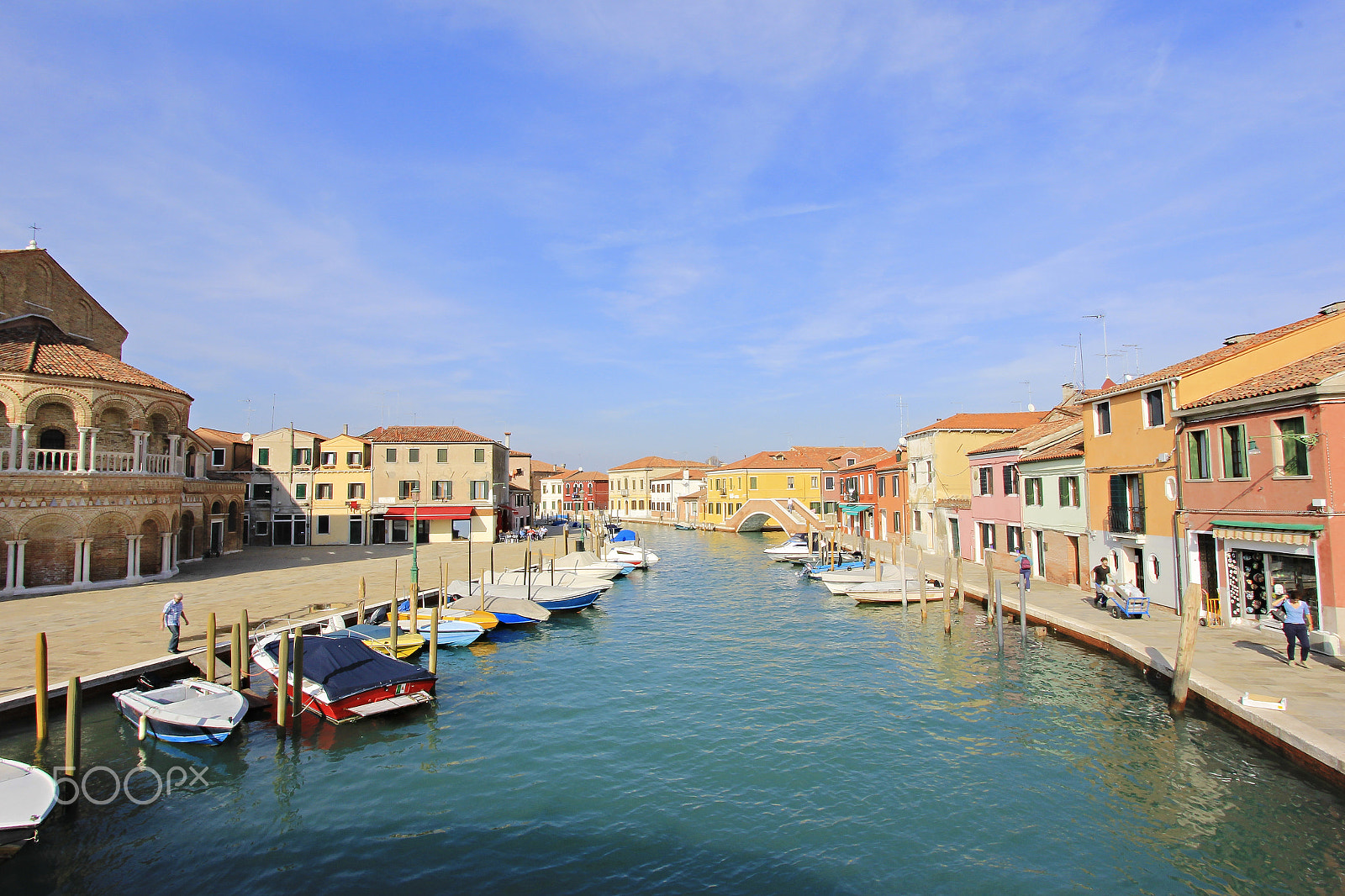 Canon EOS 550D (EOS Rebel T2i / EOS Kiss X4) sample photo. A quiet morning in murano, italy - october 2012 photography