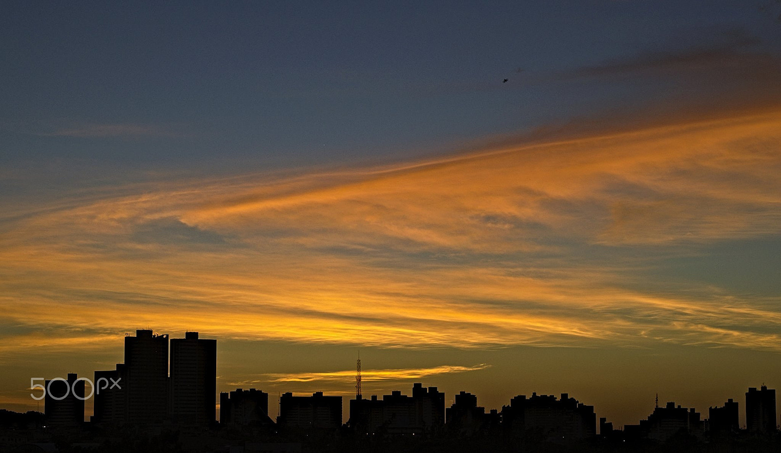 Nikon D5300 + Nikon AF Nikkor 50mm F1.8D sample photo. Sunset city photography