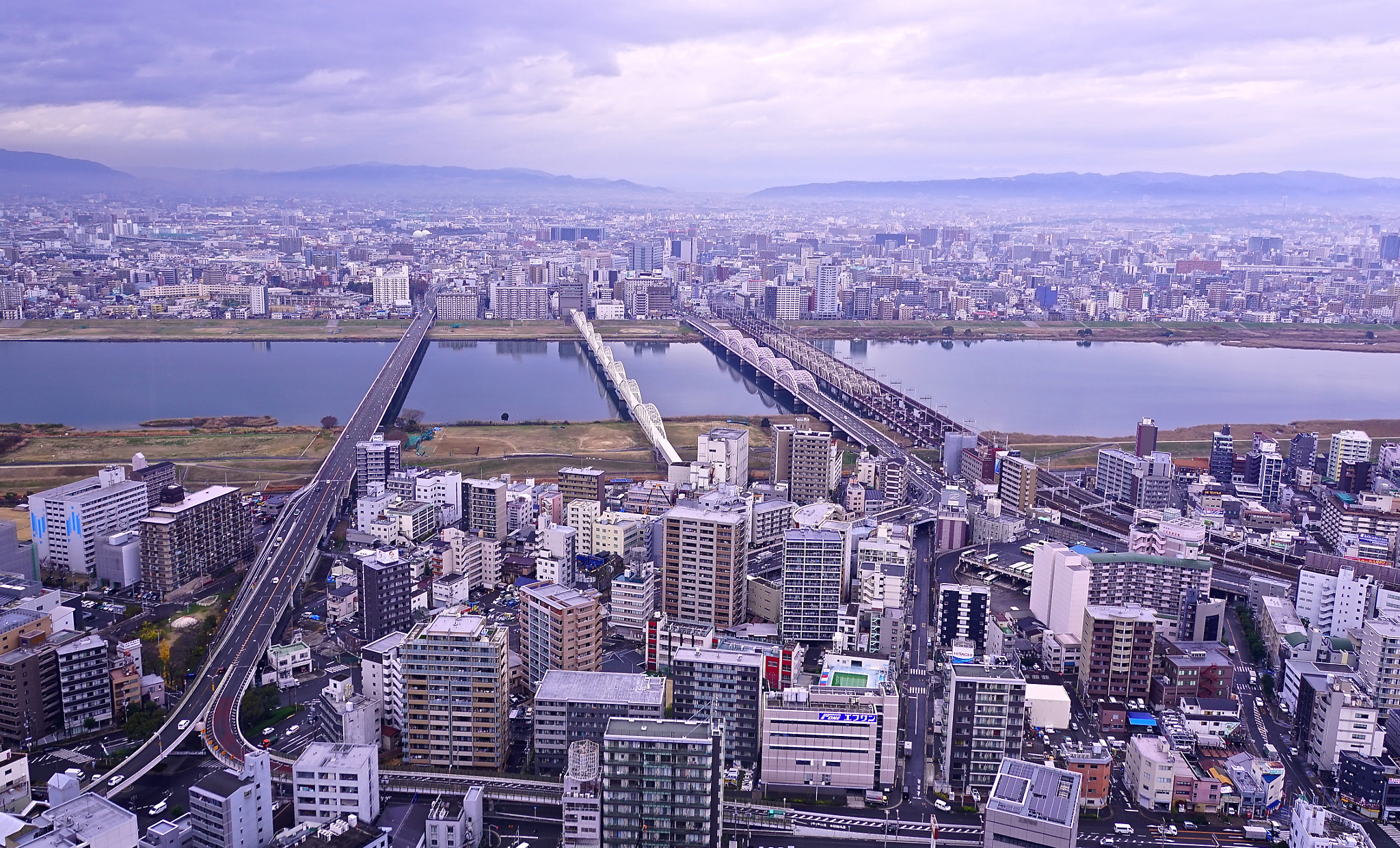 Sony DT 18-250mm F3.5-6.3 sample photo. Yokohama photography