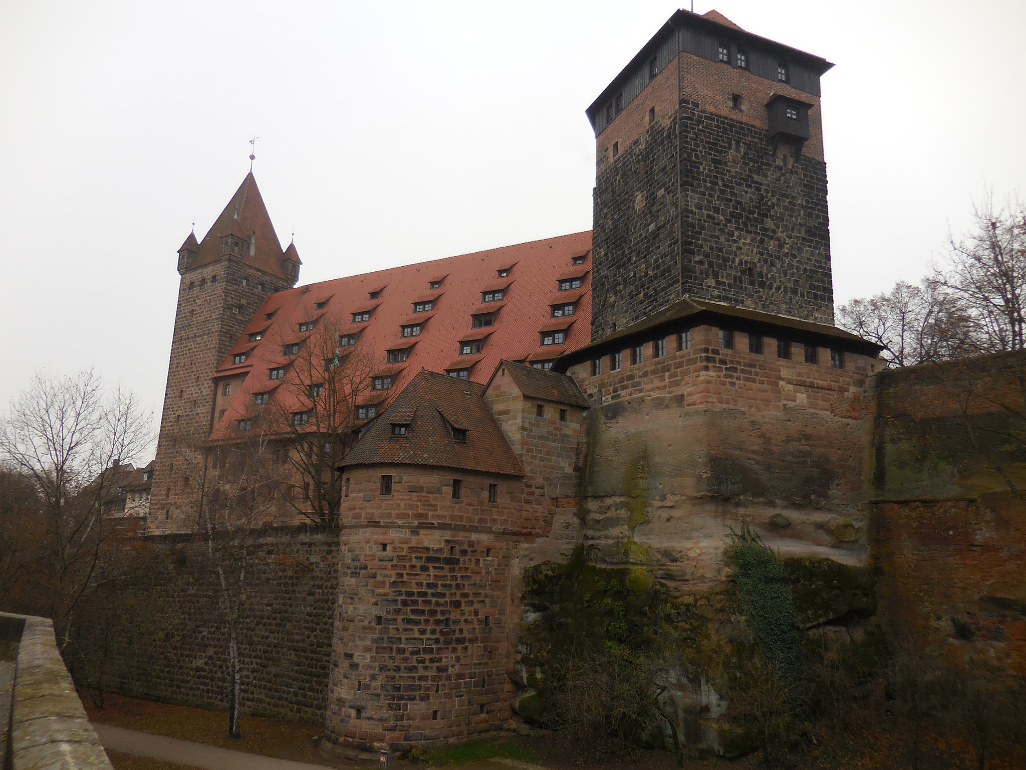 Nikon Coolpix S6800 sample photo. Nuremberg castle photography