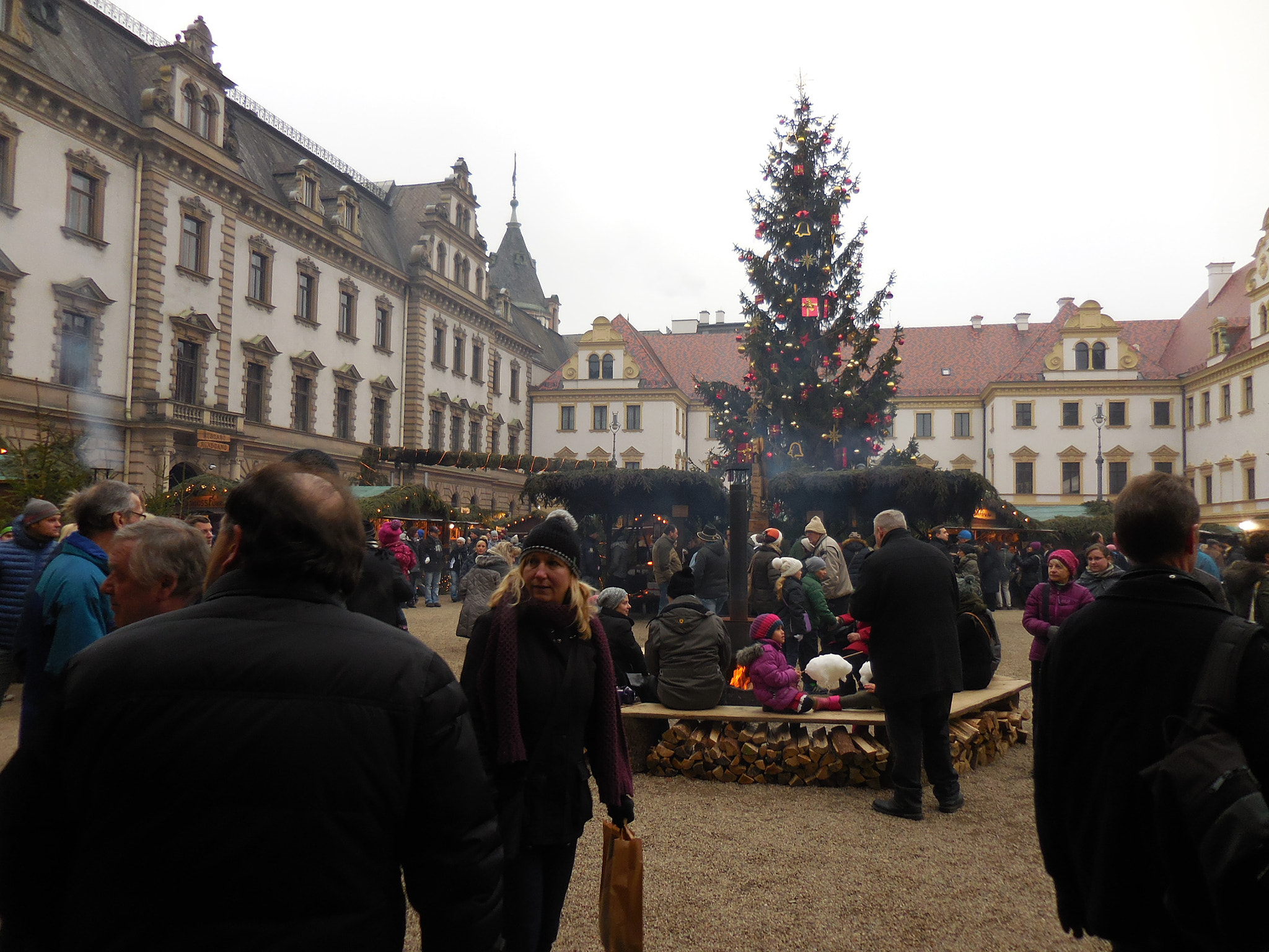 Nikon Coolpix S6800 sample photo. Regensburg-thun and taxis palace photography