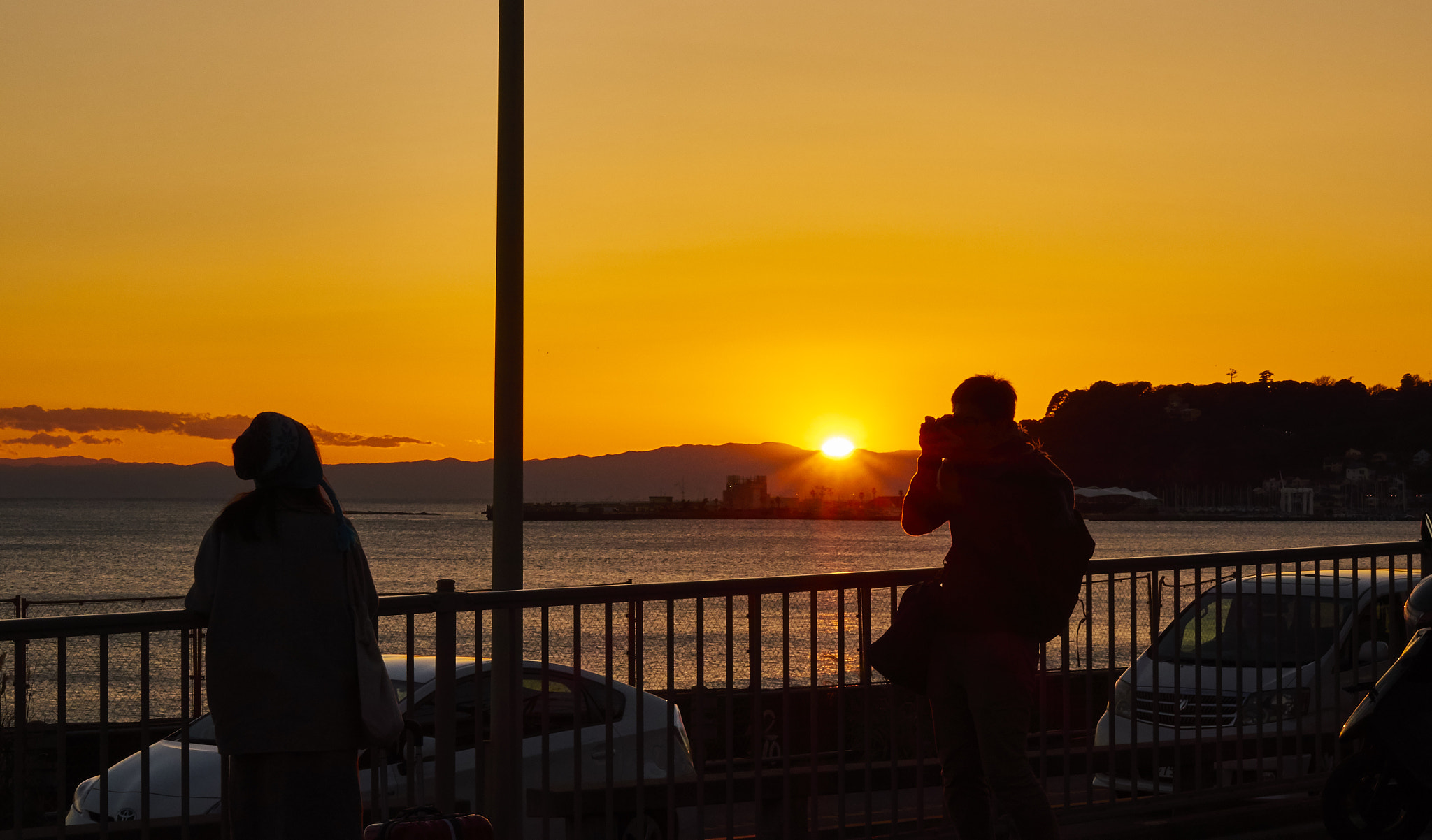 Sony Cyber-shot DSC-RX10 + Sony Cyber-shot DSC-RX10 sample photo. Couple photo shoot at sunset photography