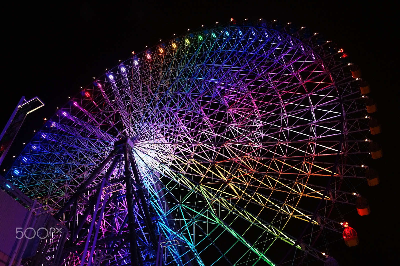 Sony Cyber-shot DSC-RX1R + Sony 35mm F2.0 sample photo. Ferris wheel photography