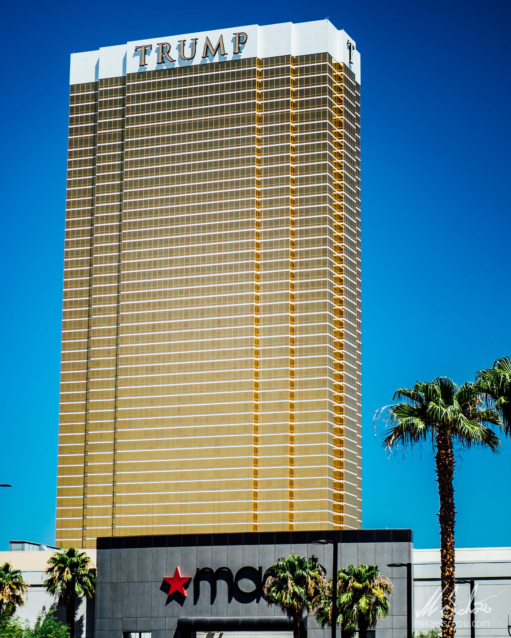Panasonic Leica DG Nocticron 42.5mm F1.2 ASPH OIS sample photo. Duck tower photography