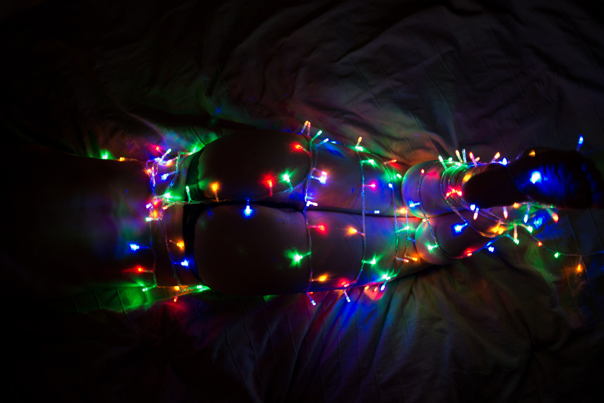Nikon D800 + Nikon AF Nikkor 35mm F2D sample photo. If there's no tree to decorate photography