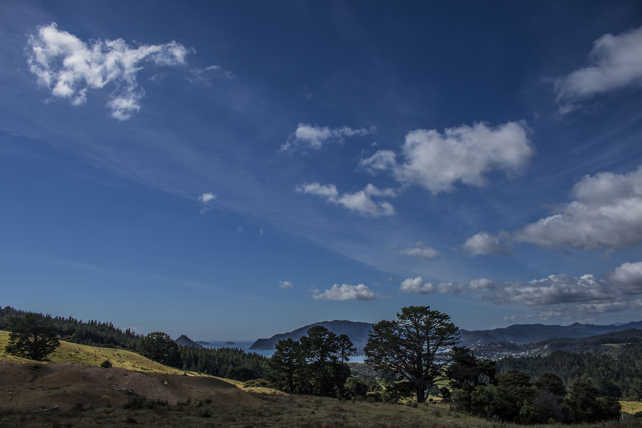 Canon EOS 7D Mark II + Canon EF-S 18-55mm F3.5-5.6 IS STM sample photo. Sky scape photography