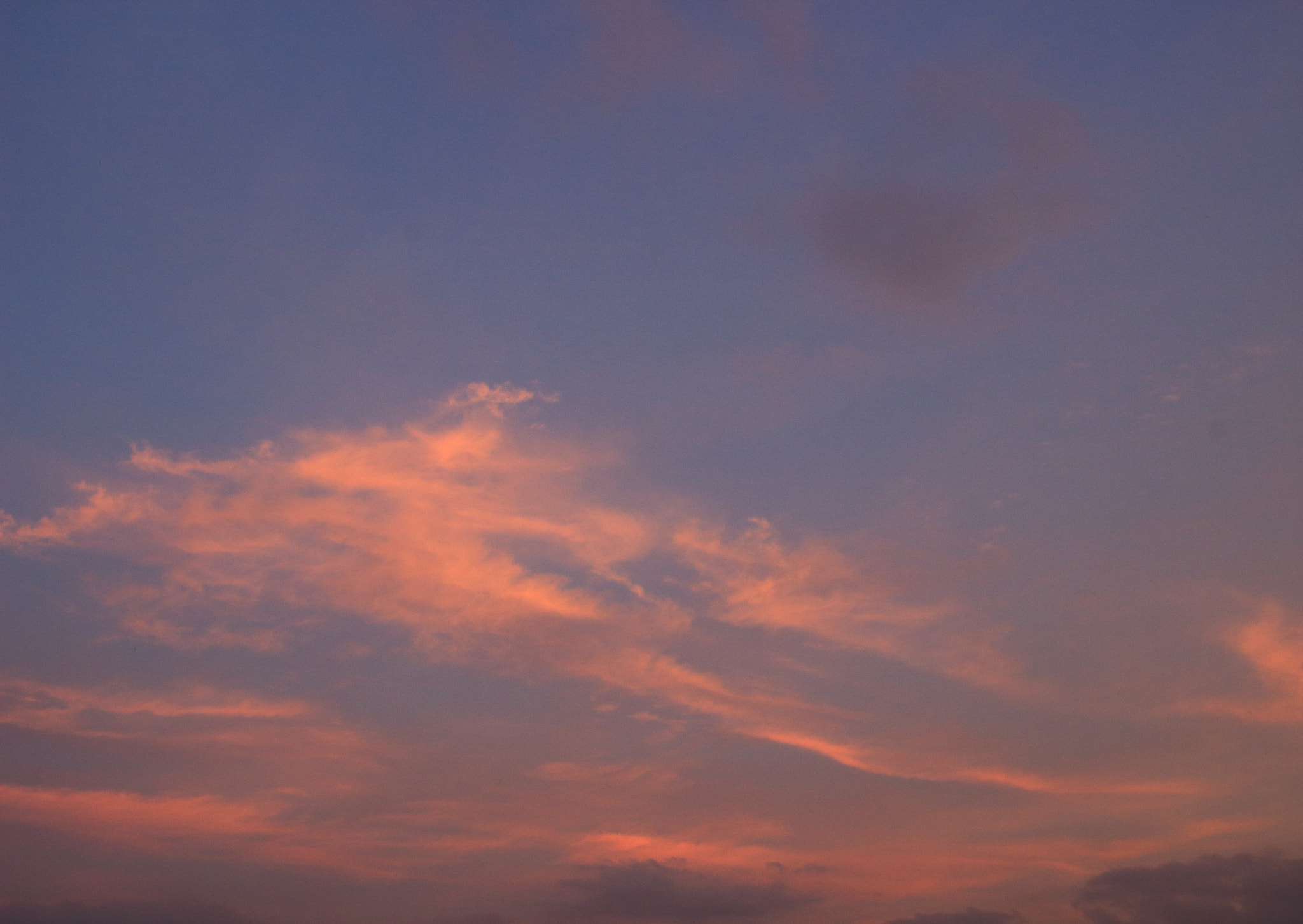 Canon EOS 100D (EOS Rebel SL1 / EOS Kiss X7) sample photo. Red dragon cloud photography