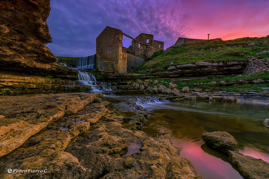 Tokina AT-X 16-28mm F2.8 Pro FX sample photo. Red sunset.... photography