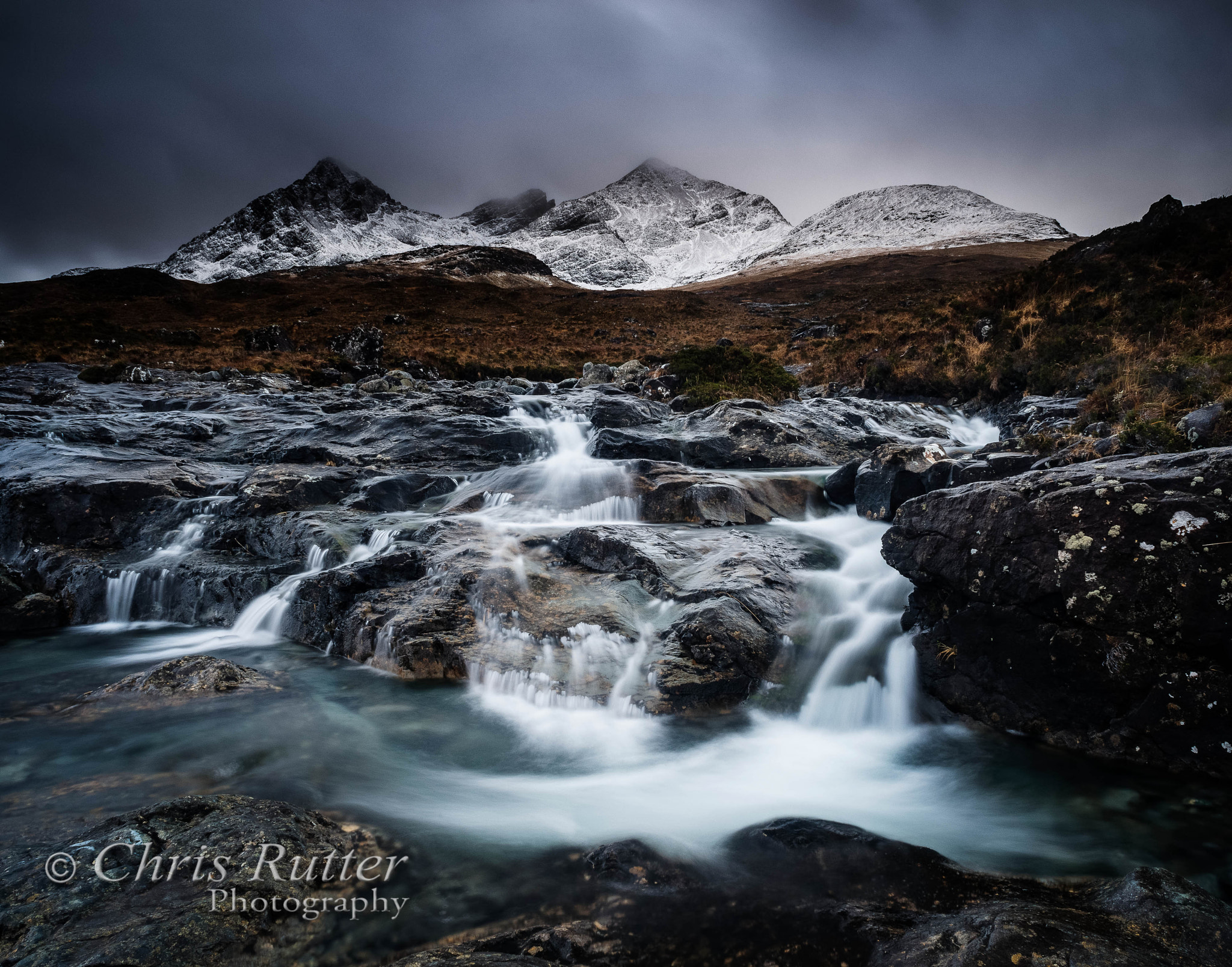 Nikon D800 + Nikon AF Nikkor 20mm F2.8D sample photo. Allt dearg beag and cuiilins photography