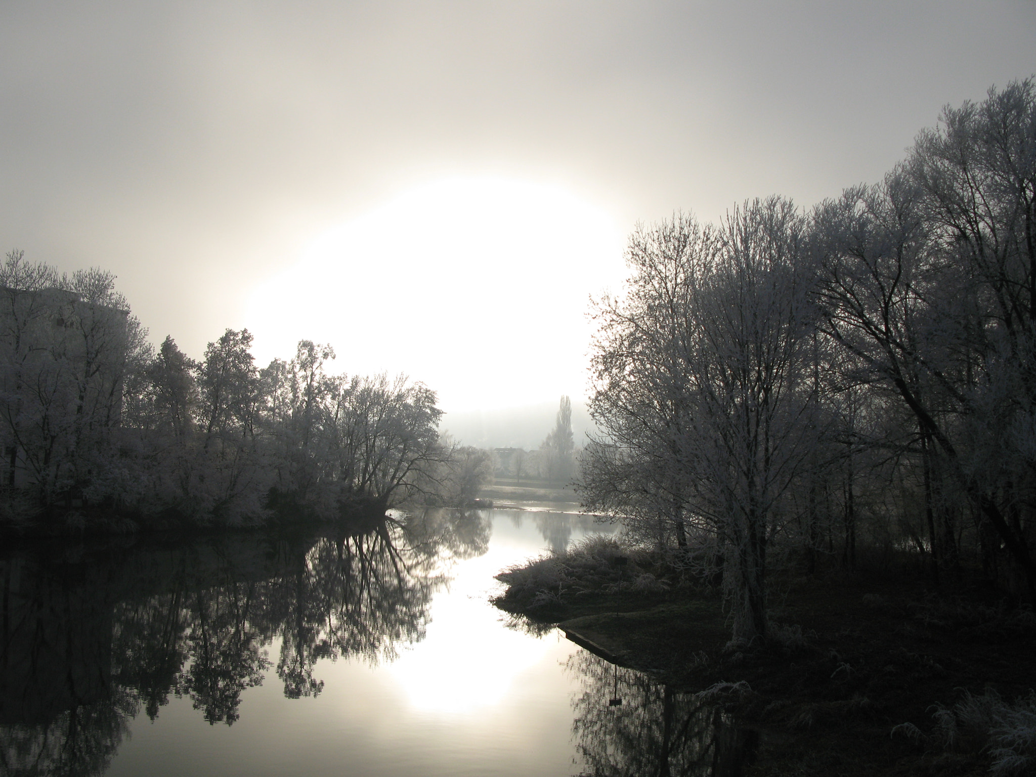 Canon POWERSHOT G7 sample photo. River regen in the afternoon photography