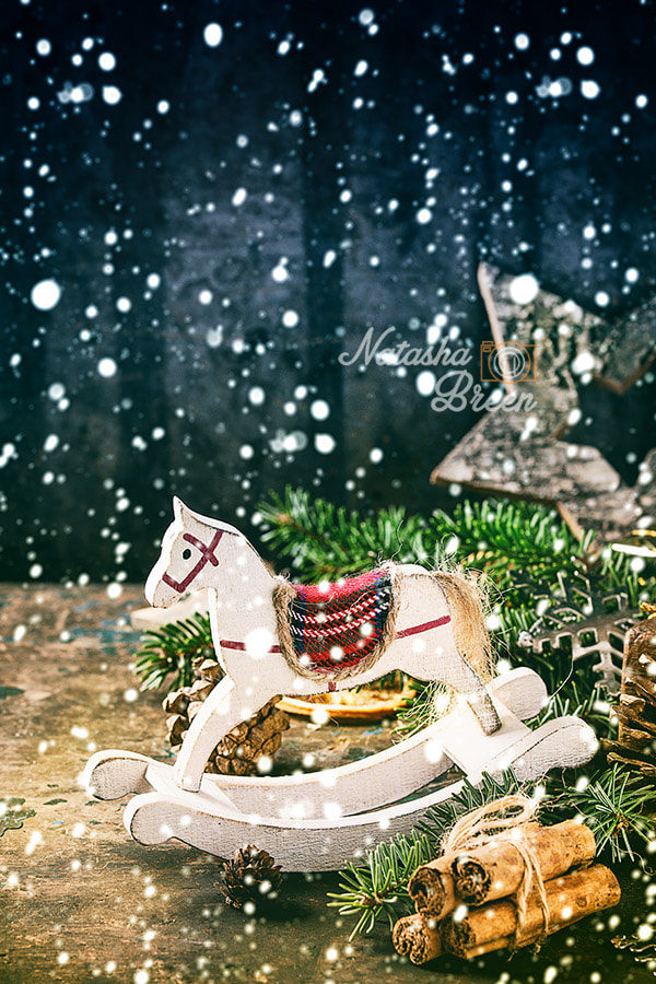 Canon EOS 700D (EOS Rebel T5i / EOS Kiss X7i) + Canon EF 70-200mm F4L IS USM sample photo. Happy new year! christmas decoration card. photography