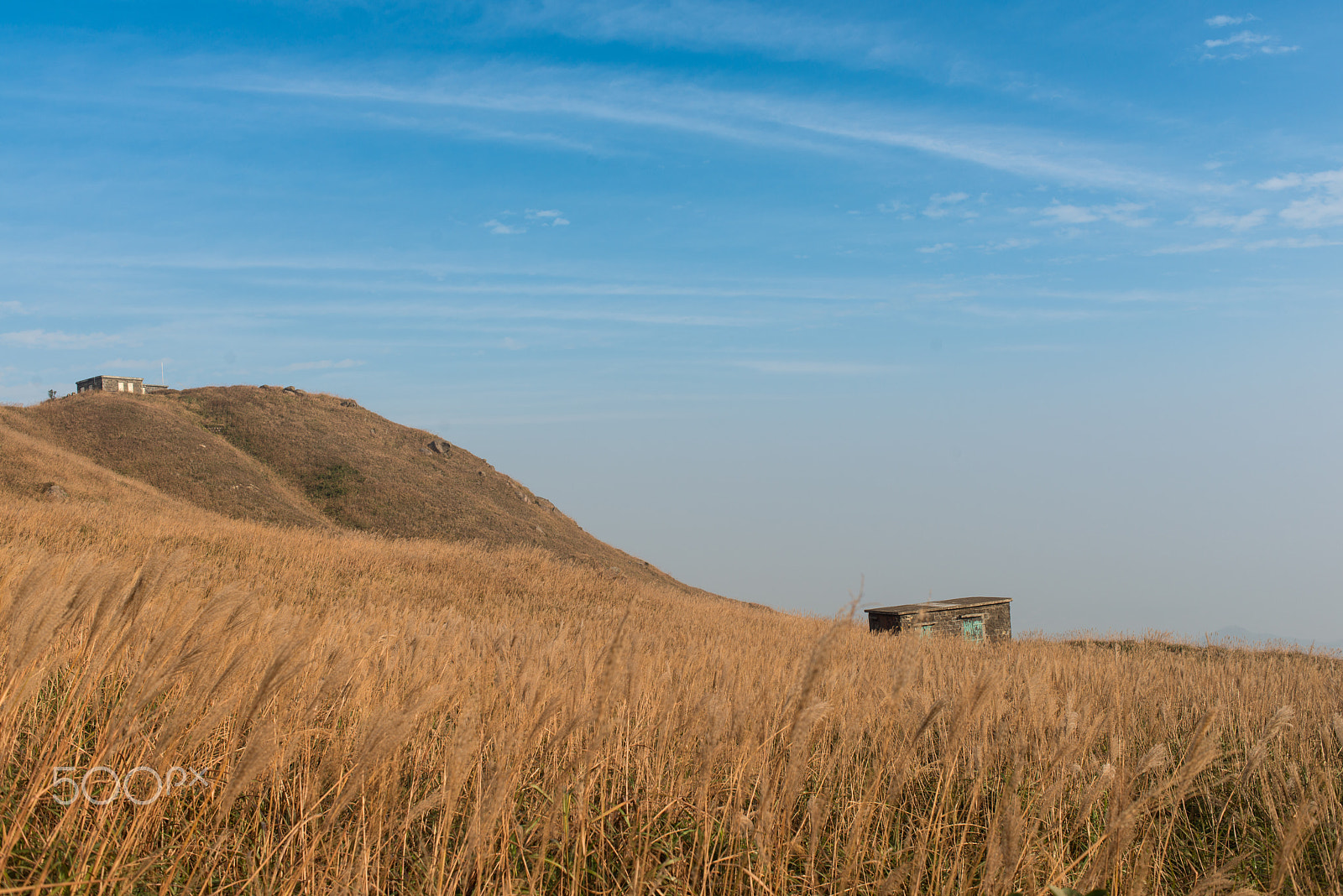 Nikon D800 + Nikon AF Nikkor 35mm F2D sample photo. Sunset paek with stone house in hong kong photography