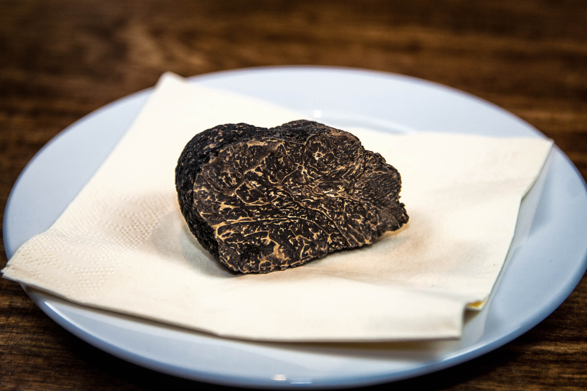Canon EOS 30D + Canon EF 24-105mm F4L IS USM sample photo. Winter truffle photography