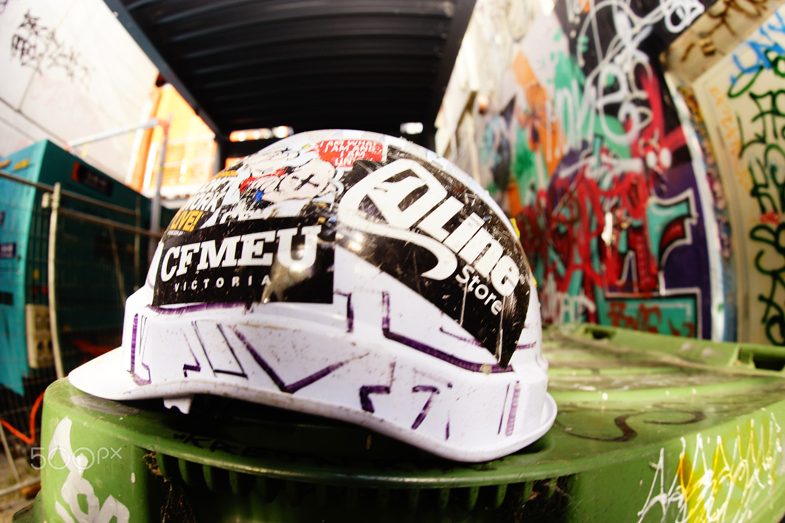 Sony a99 II + Sony 16mm F2.8 Fisheye sample photo. Callejearte photography