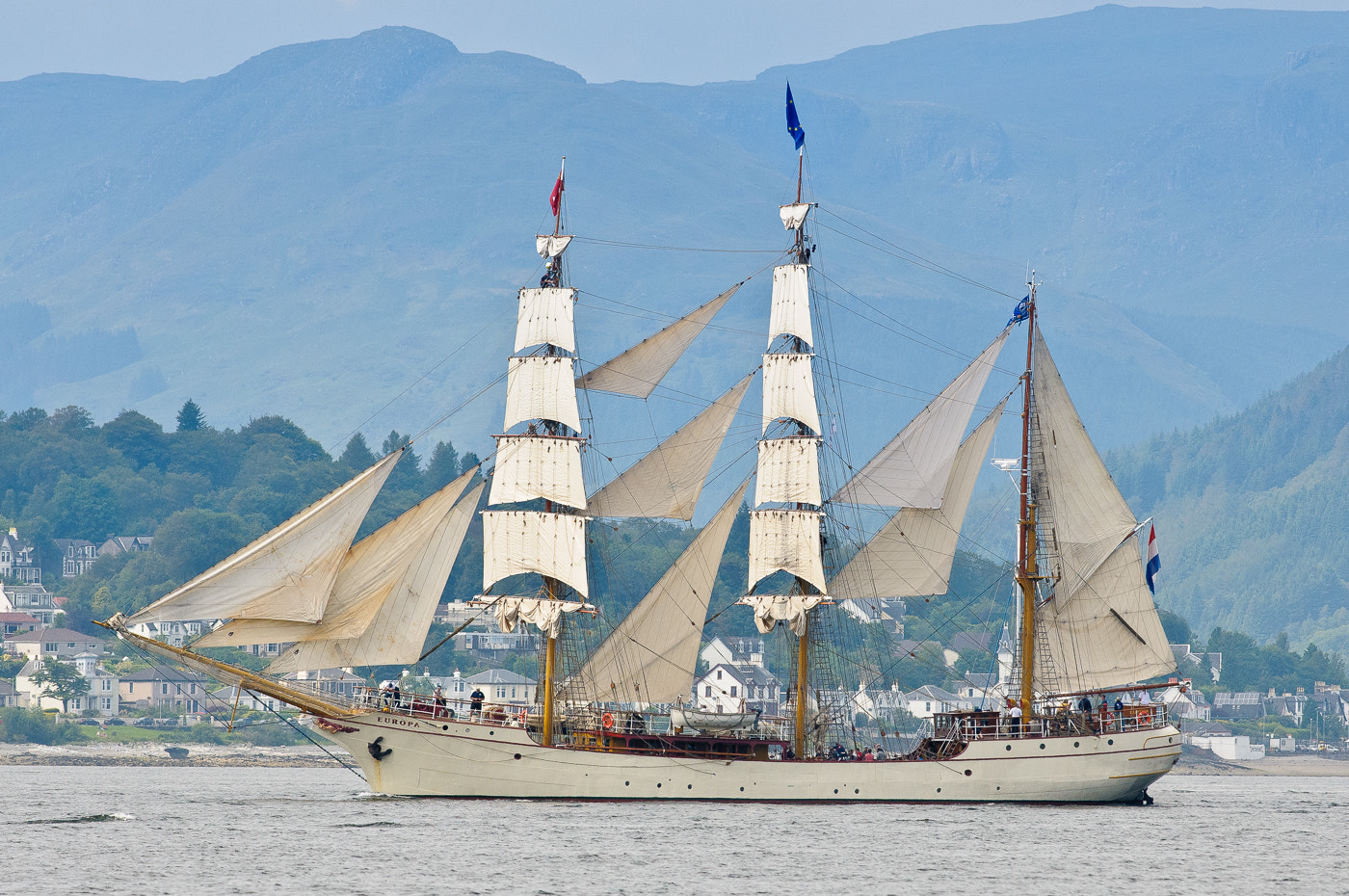 Nikon D300S + Nikon AF-S Nikkor 300mm F4D ED-IF sample photo. The tall ships races 2011, greenock photography