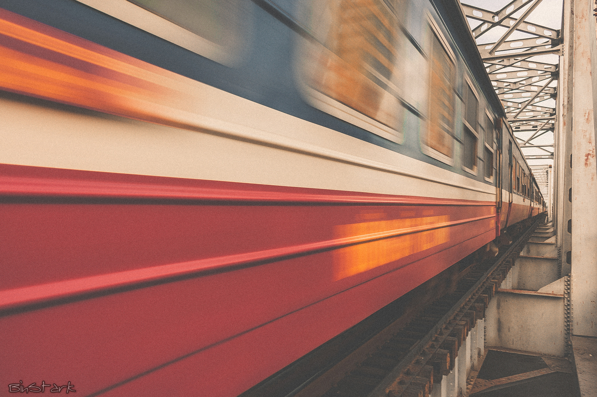 Canon EOS 40D sample photo. Train from sai gon photography