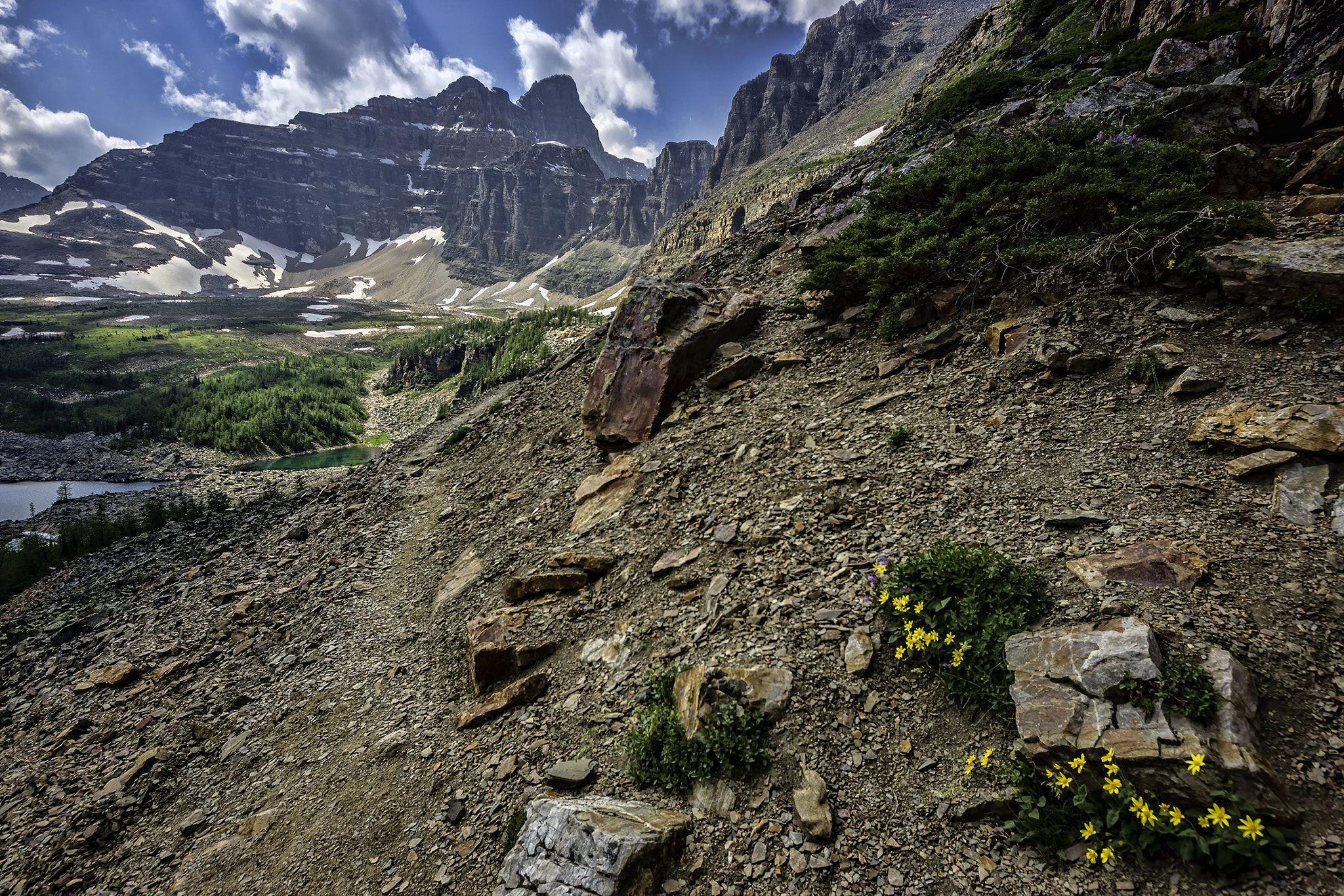 Sony SLT-A65 (SLT-A65V) + Tamron SP 24-70mm F2.8 Di VC USD sample photo. Valley of the ten peaks photography